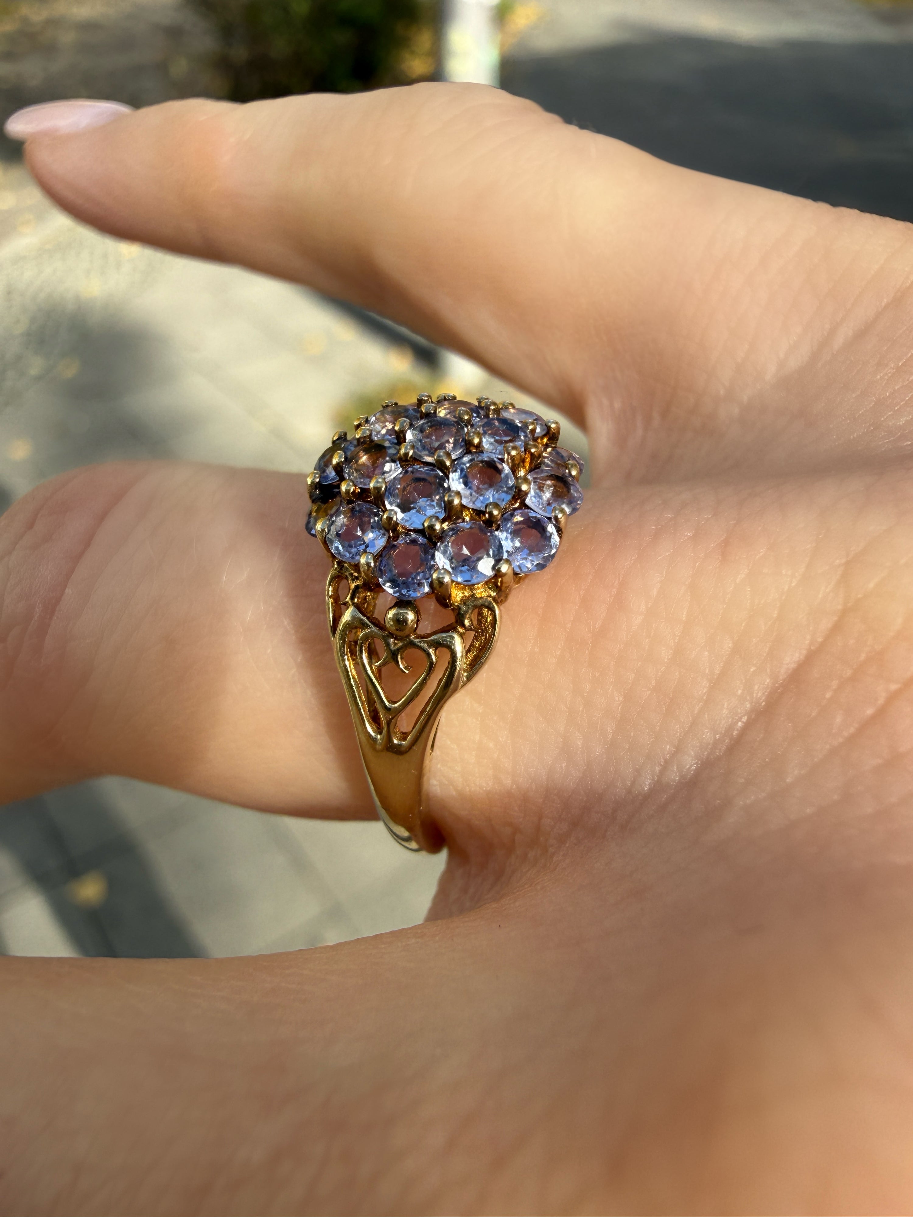 #1440 8k Ring mit 19 Tansaniten - RG 53