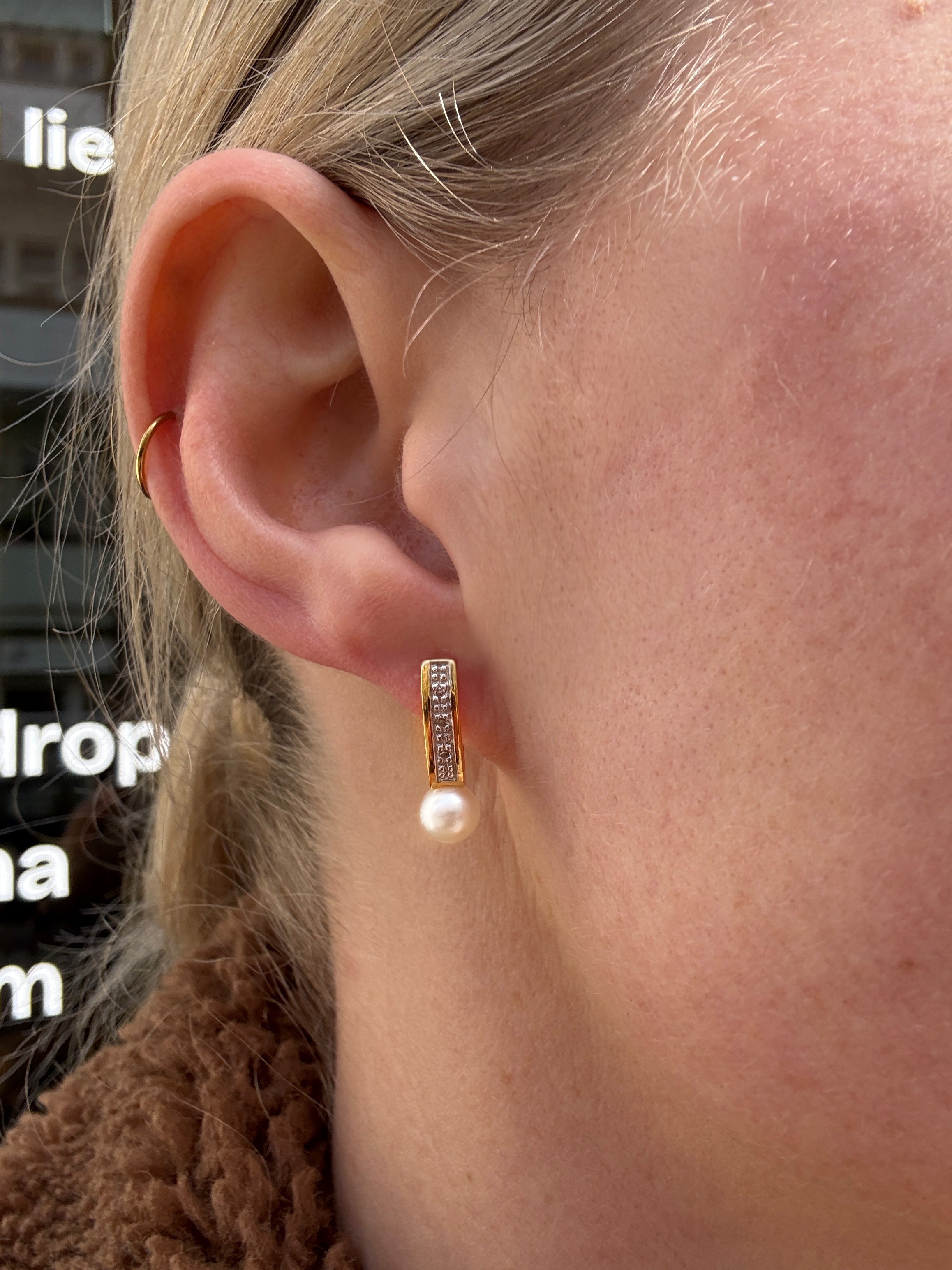 #827 8k Ohrringe mit Perle & 6 Diamanten - 1,7cm