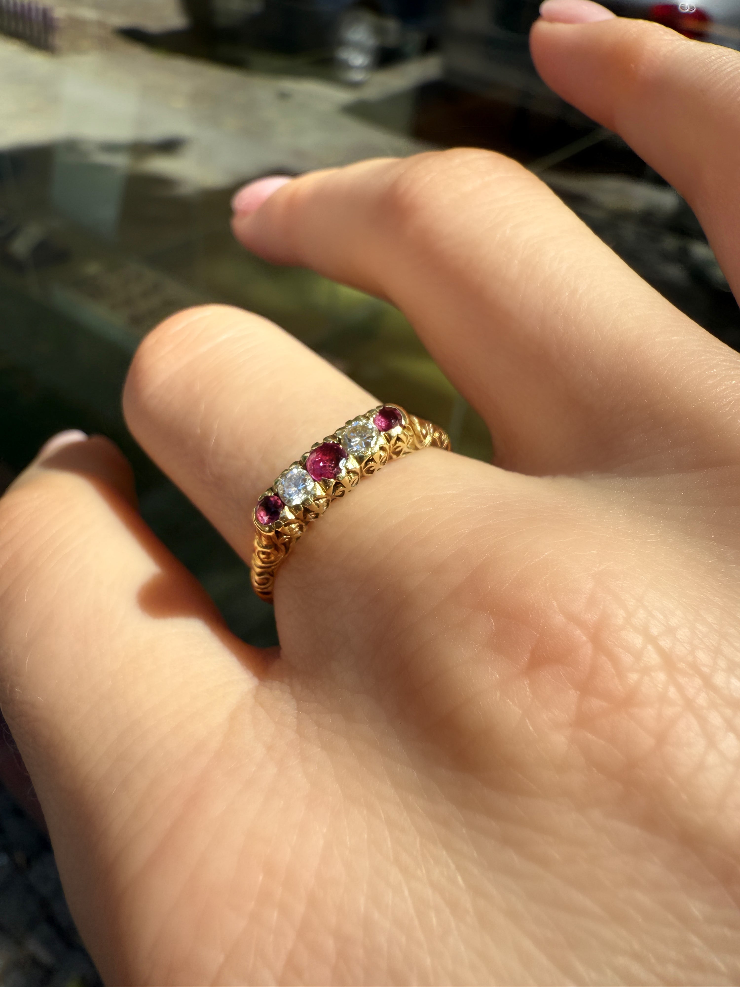 #999 14k Ring mit Diamanten & Rubinen - RG 58
