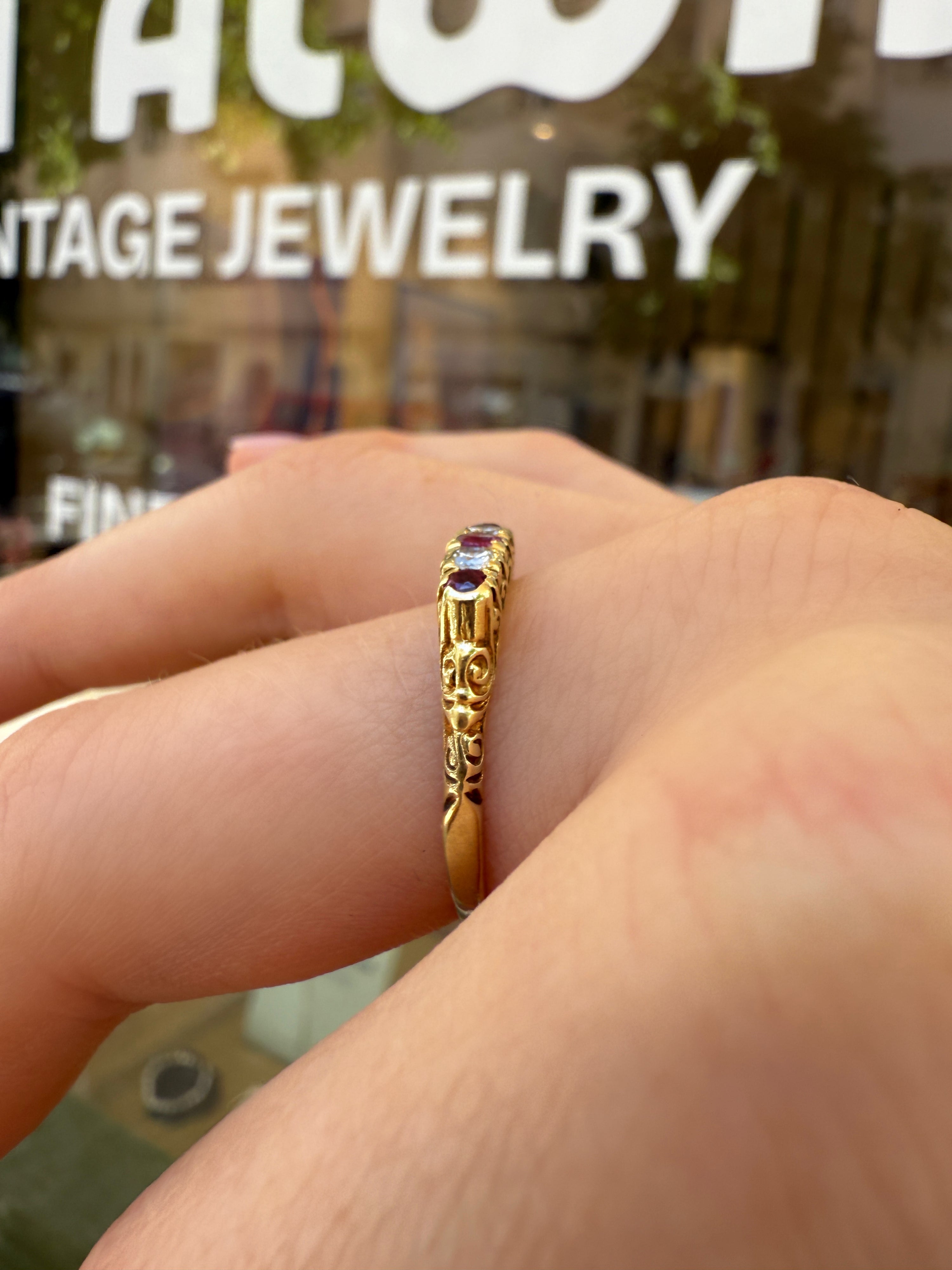 #999 14k Ring mit Diamanten & Rubinen - RG 58
