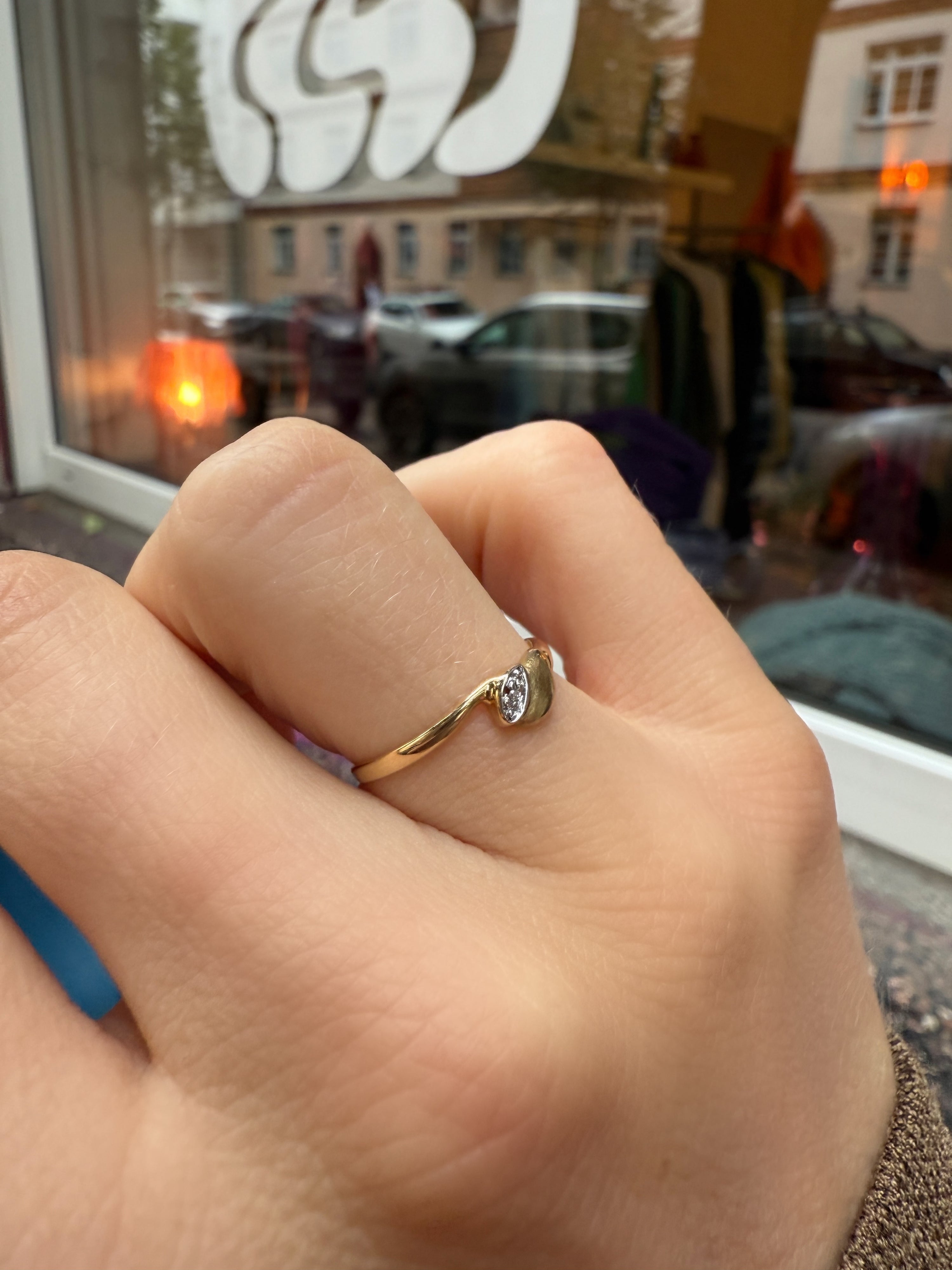 #146 8k Ring mit Zirkon - RG 54