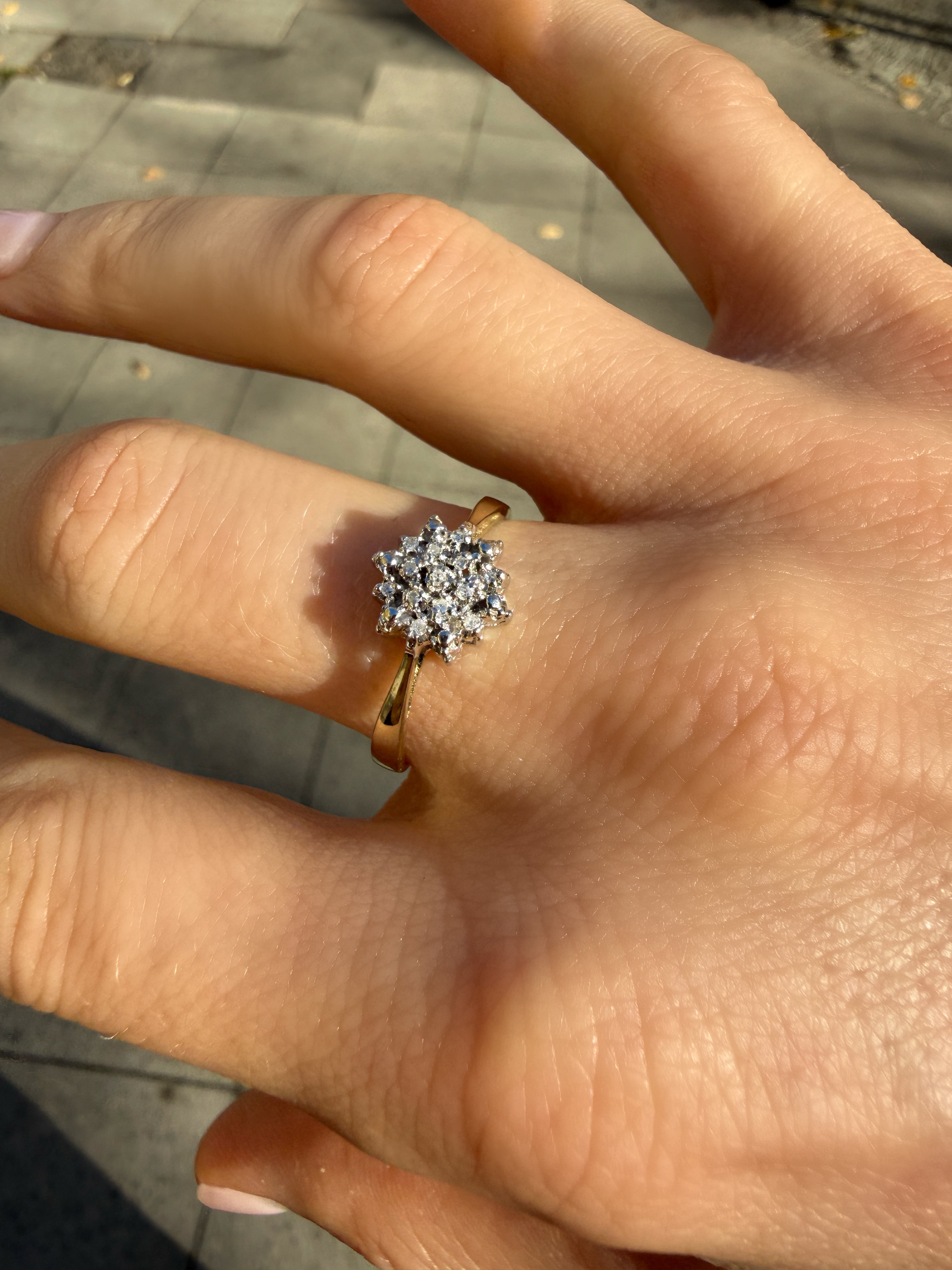 #1429 8k Ring mit 13 Diamanten - RG 62