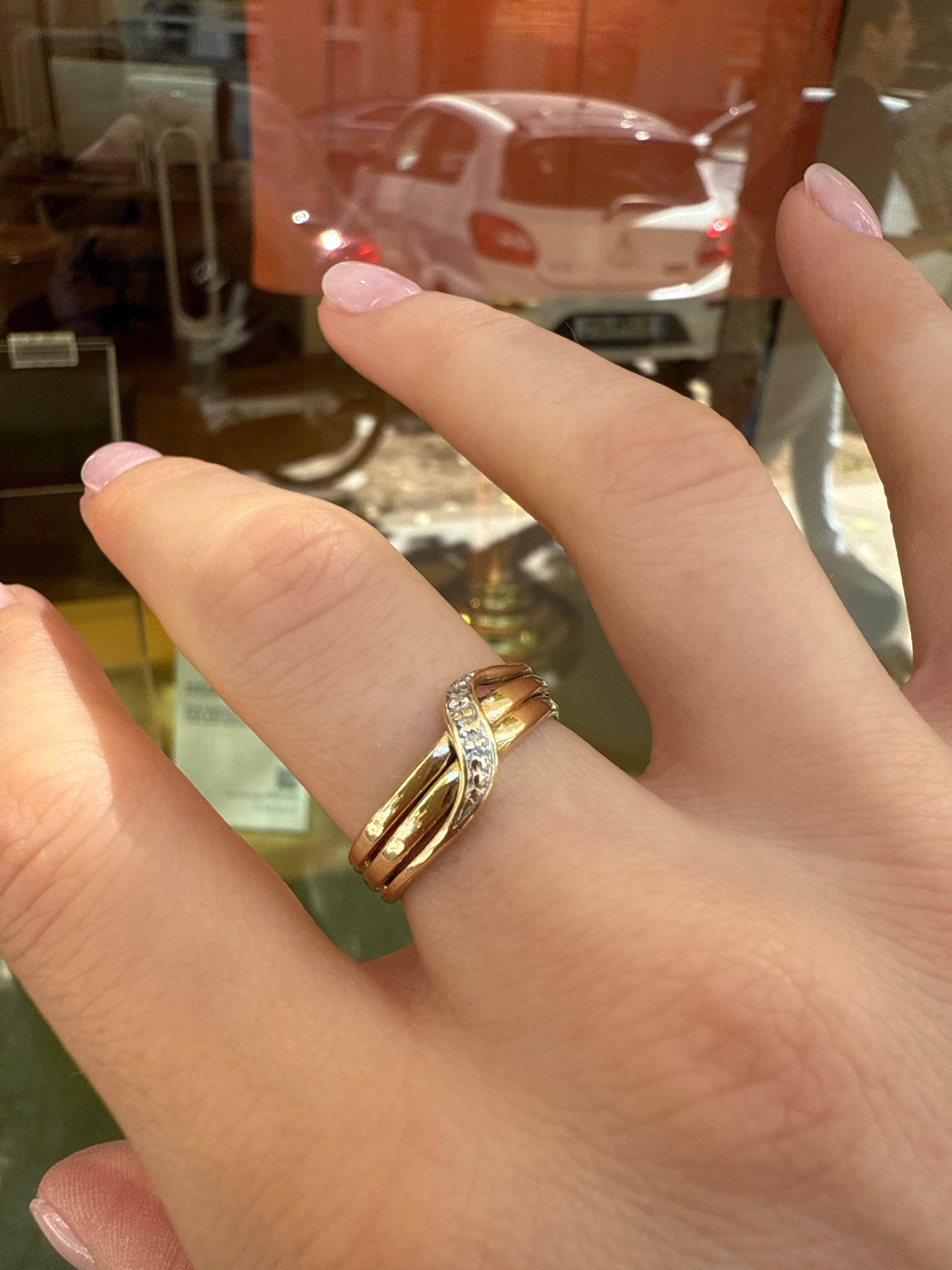 #1046 Massiver 8k Ring mit 3 Diamanten - RG 56