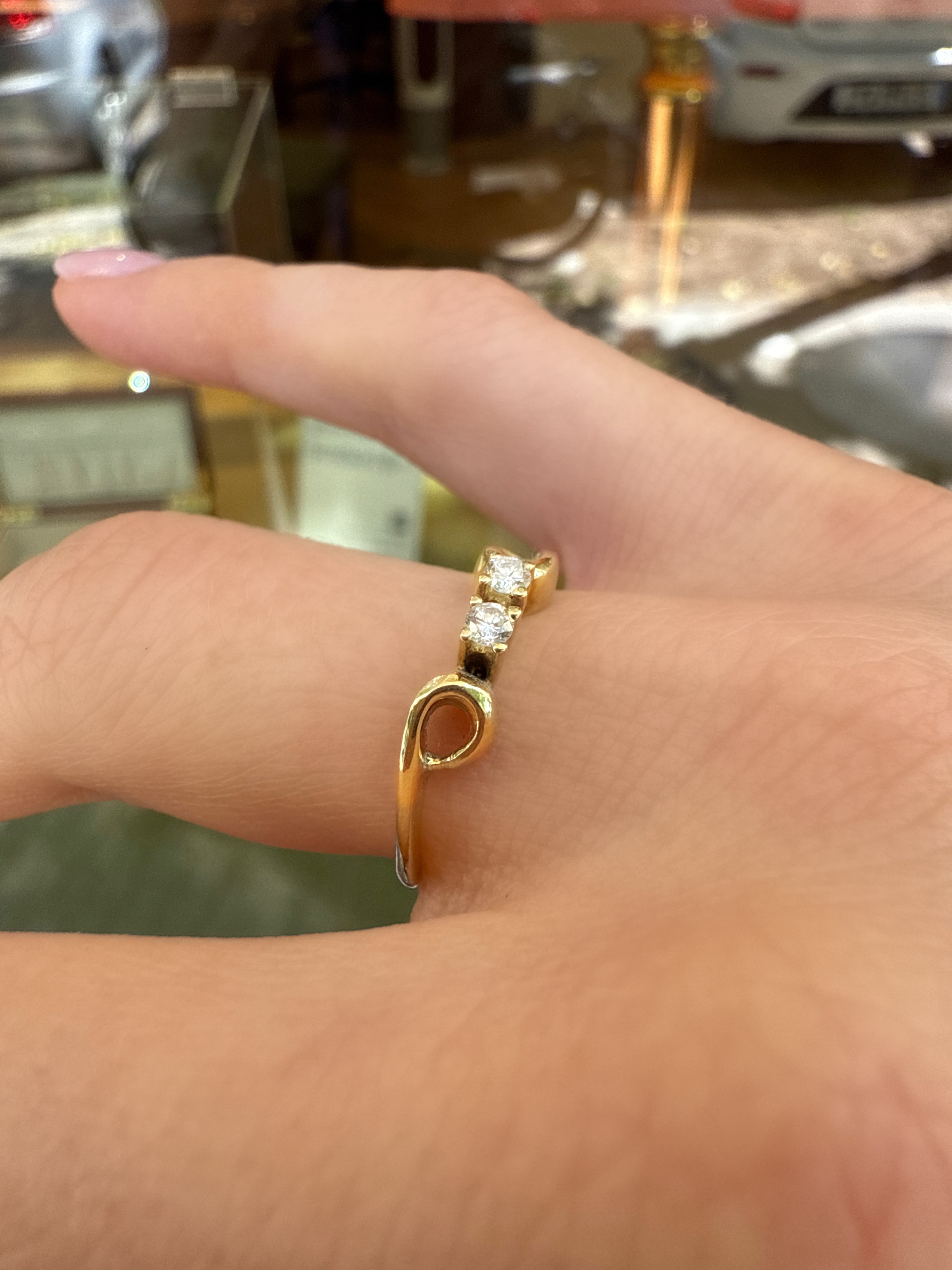 #1010 14k Ring mit 2 Diamanten - RG 54