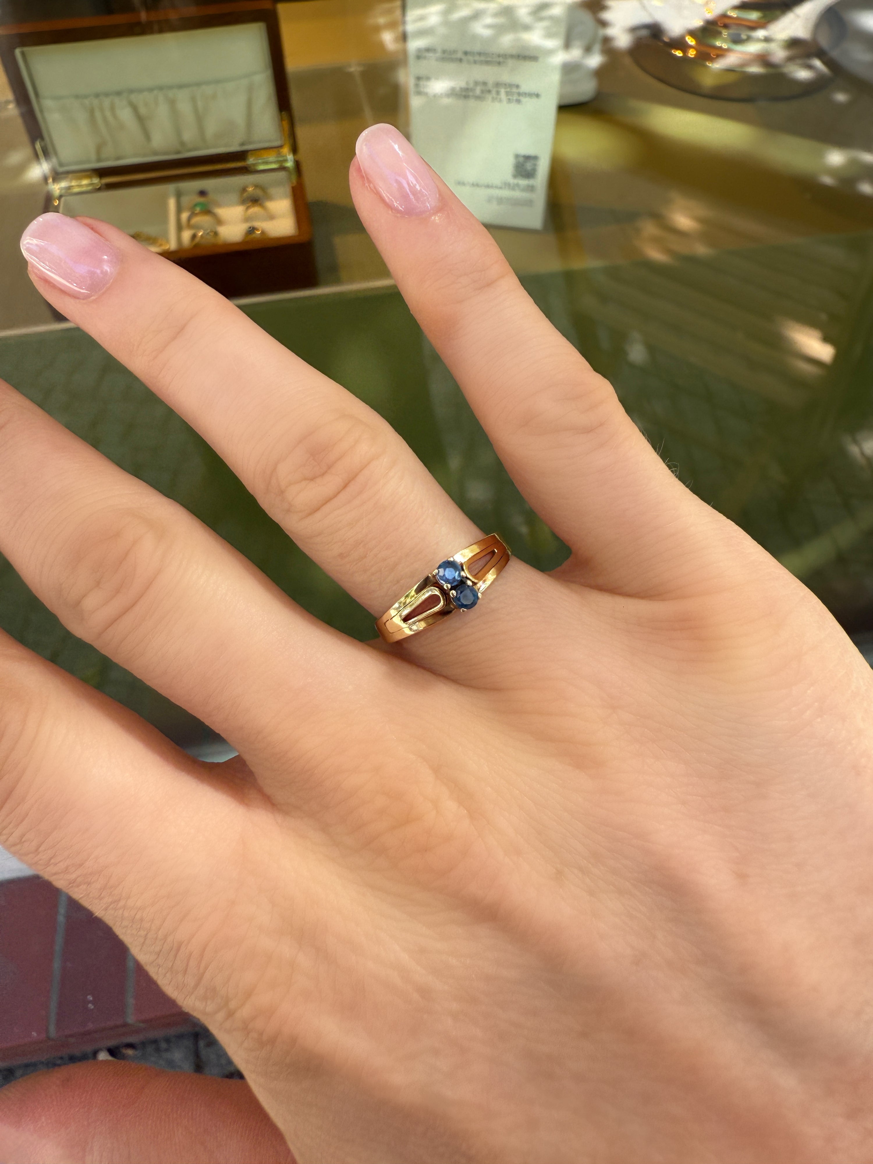#1013 8k Ring mit Saphiren - RG 57