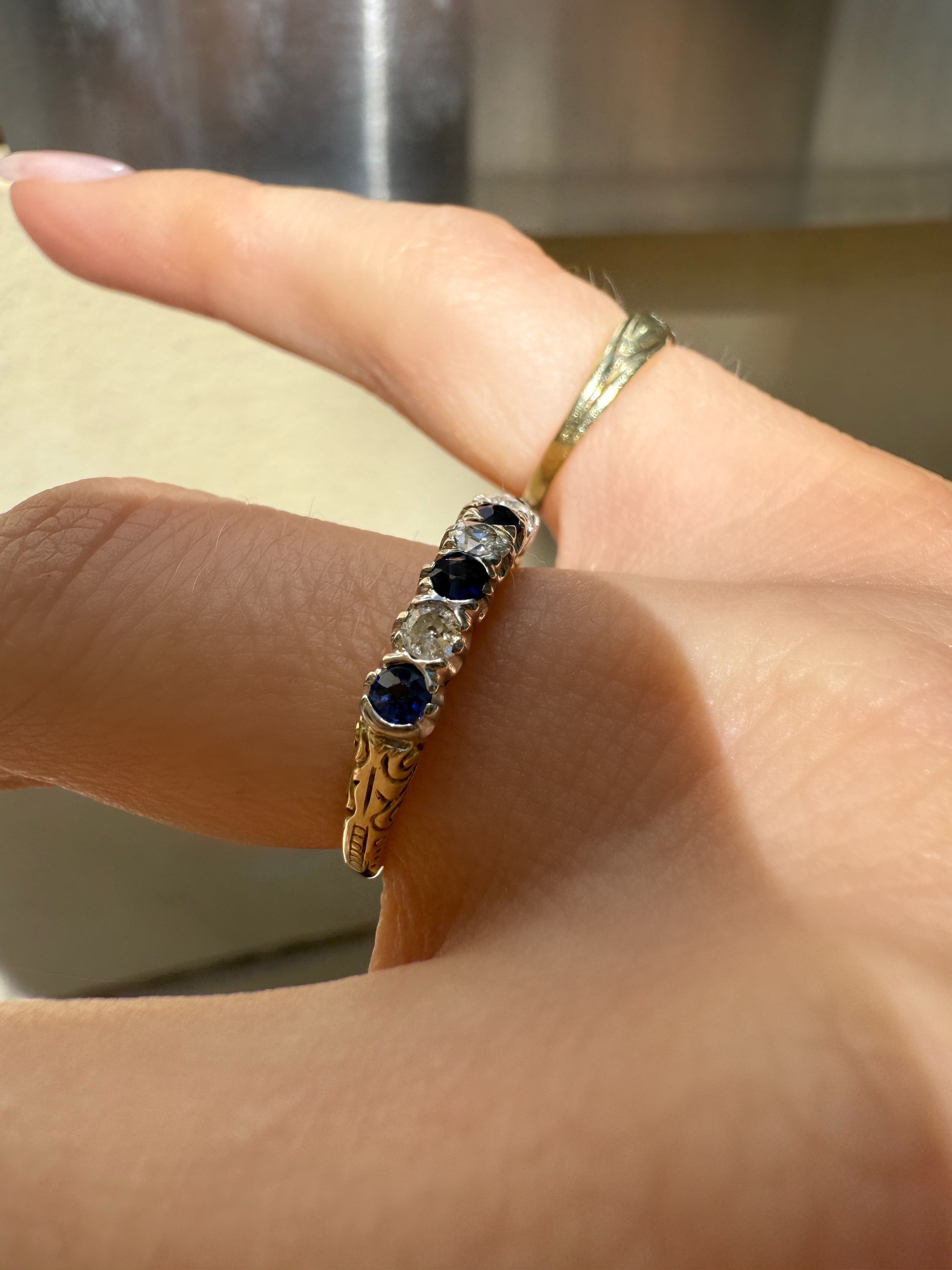 #1221 14k Ring mit Diamanten & Saphiren - RG 51