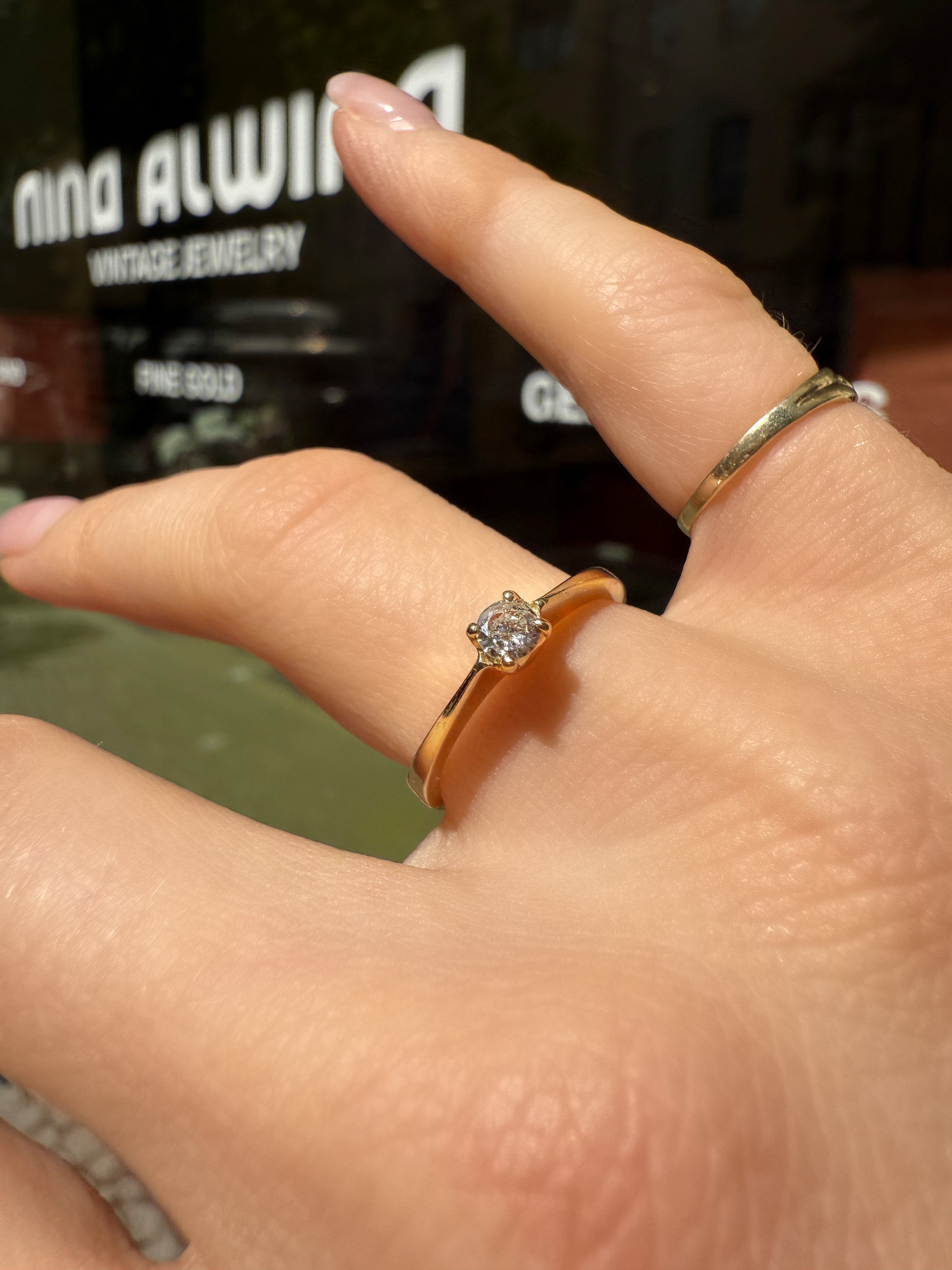 #1205 Massiver 14k Ring mit Diamant - RG 54
