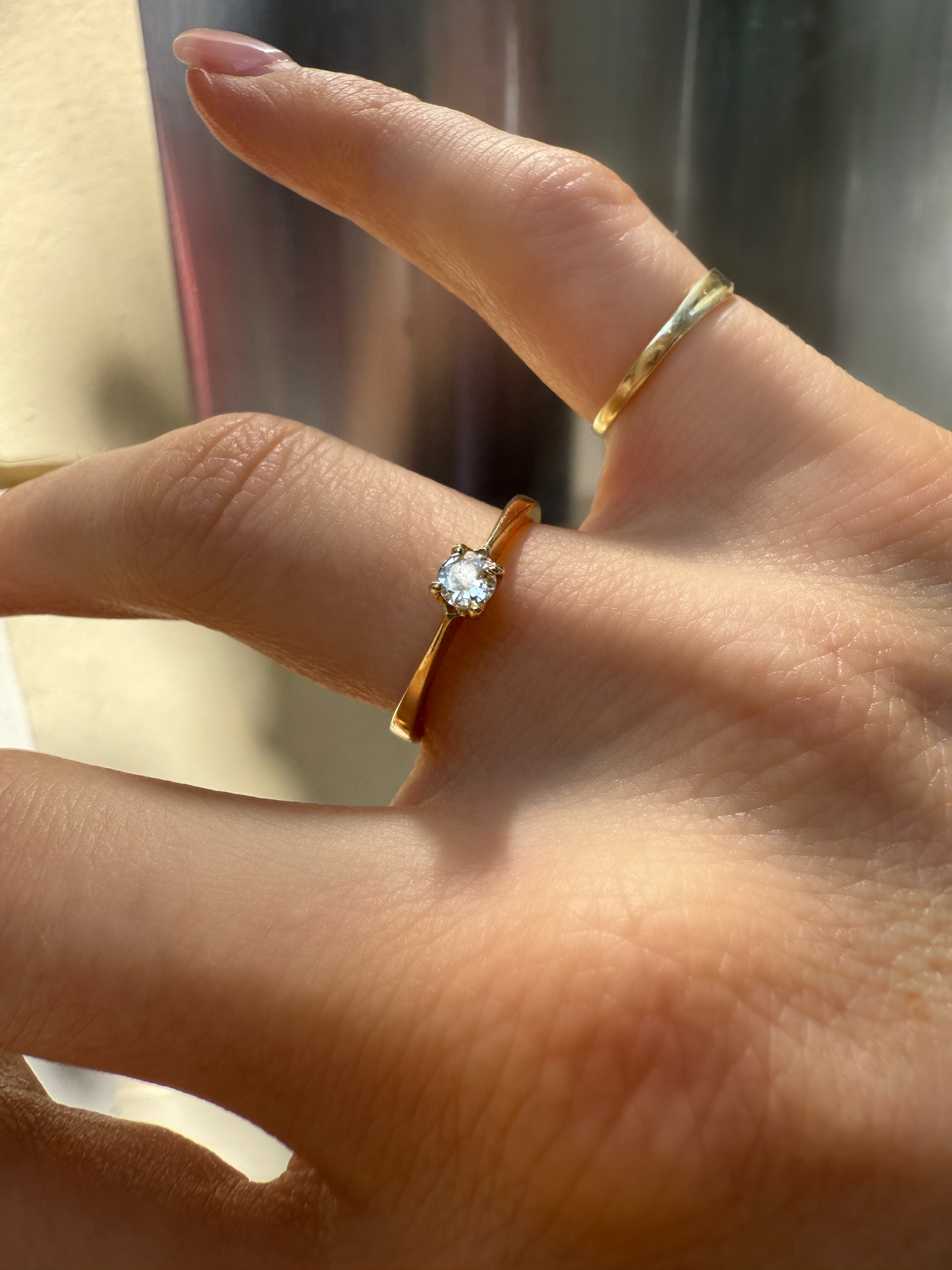#1205 Massiver 14k Ring mit Diamant - RG 54