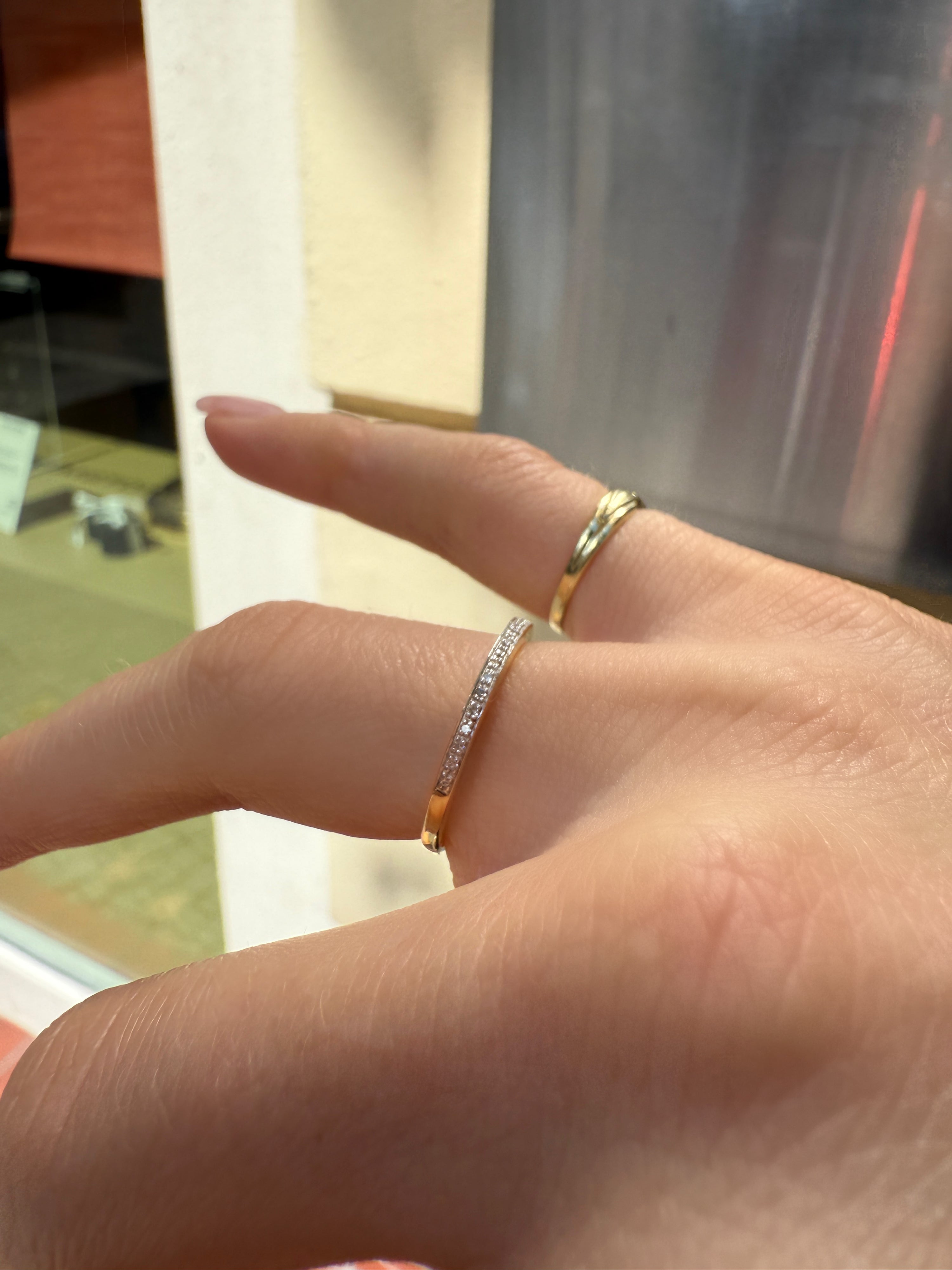 #1216 9k Ring mit Diamanten - RG 54