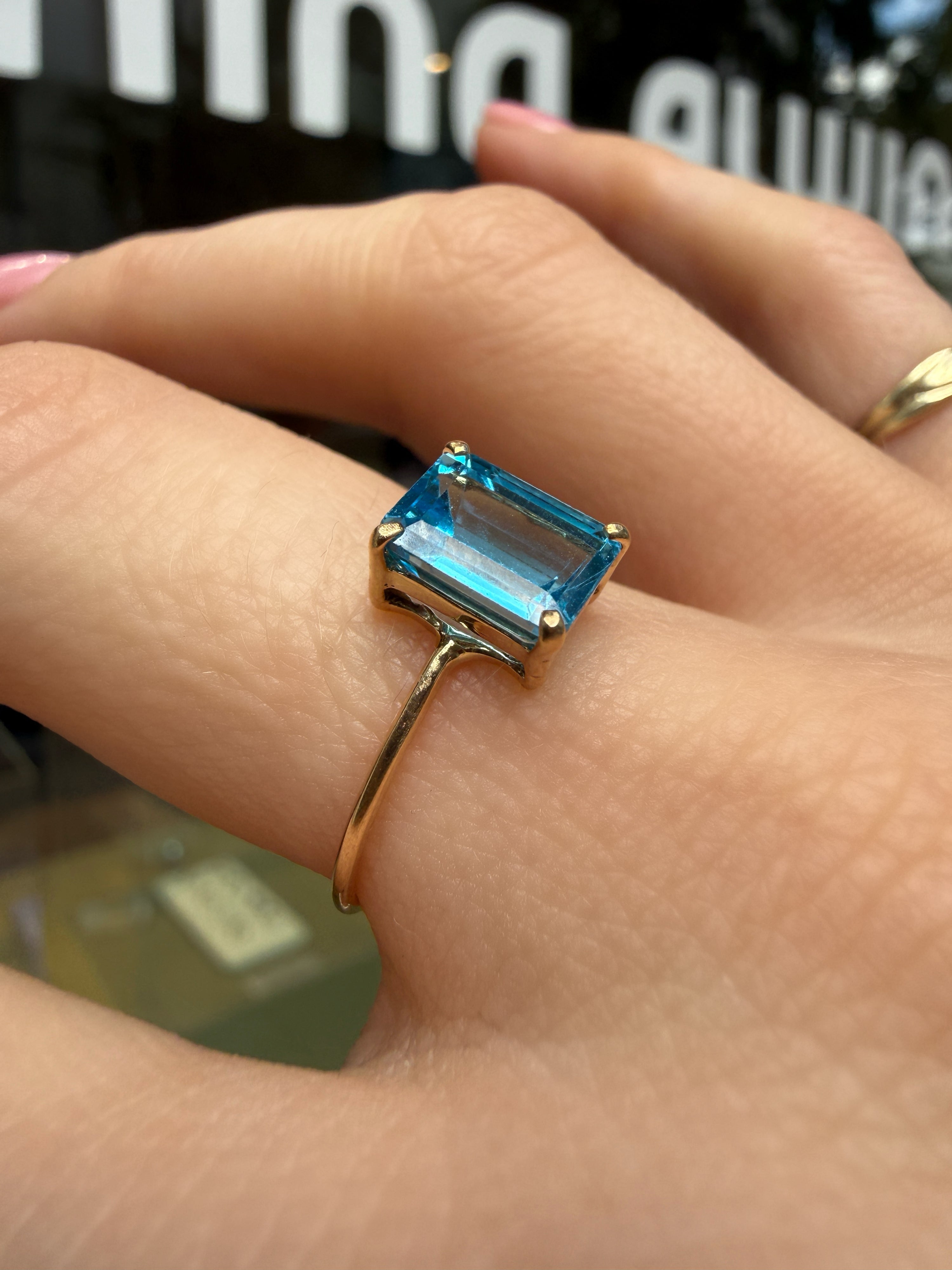 #1298 14k Ring mit Blautopas - RG 54