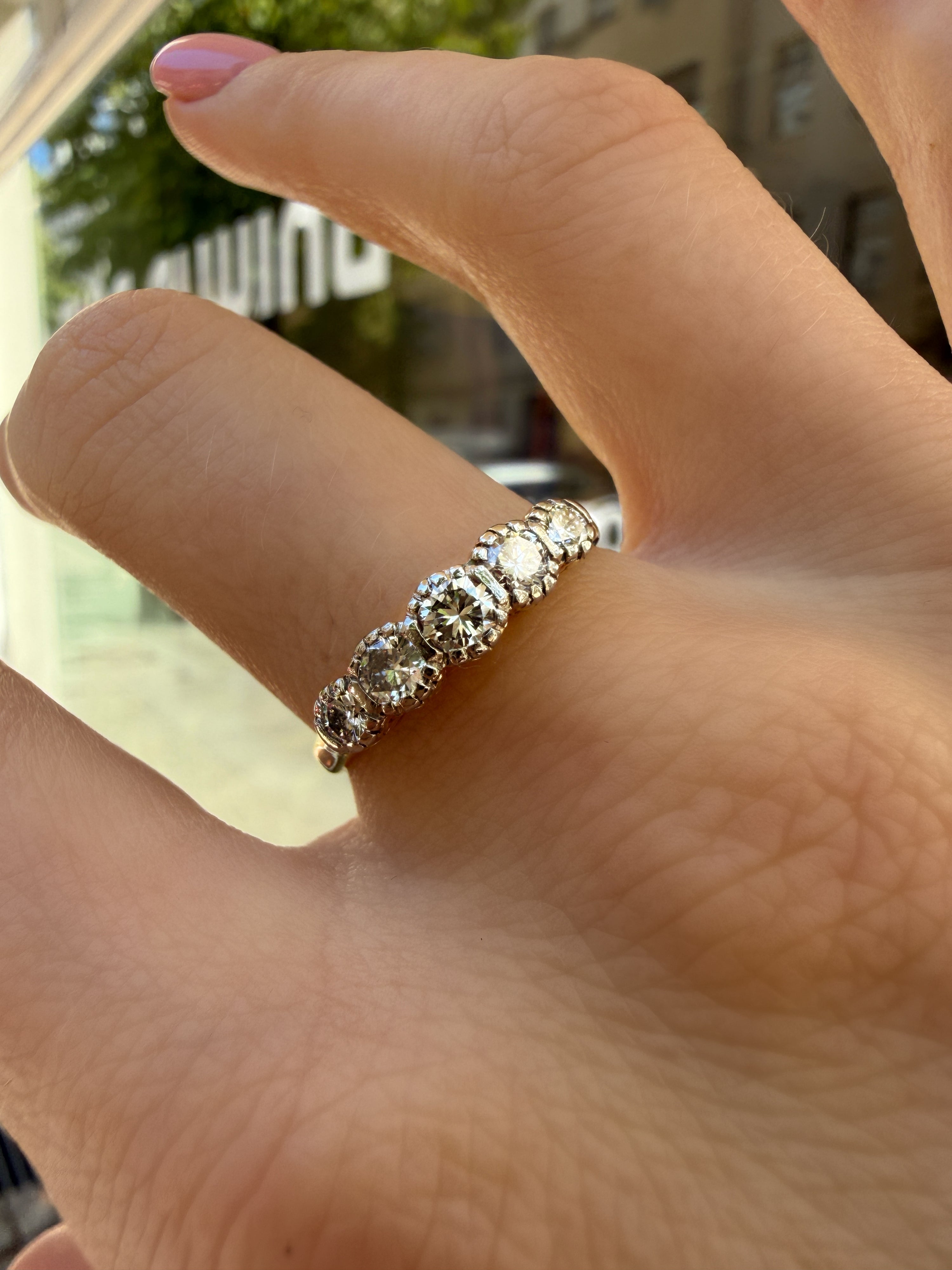 #1309 14k Ring mit 5 Diamanten - RG 60
