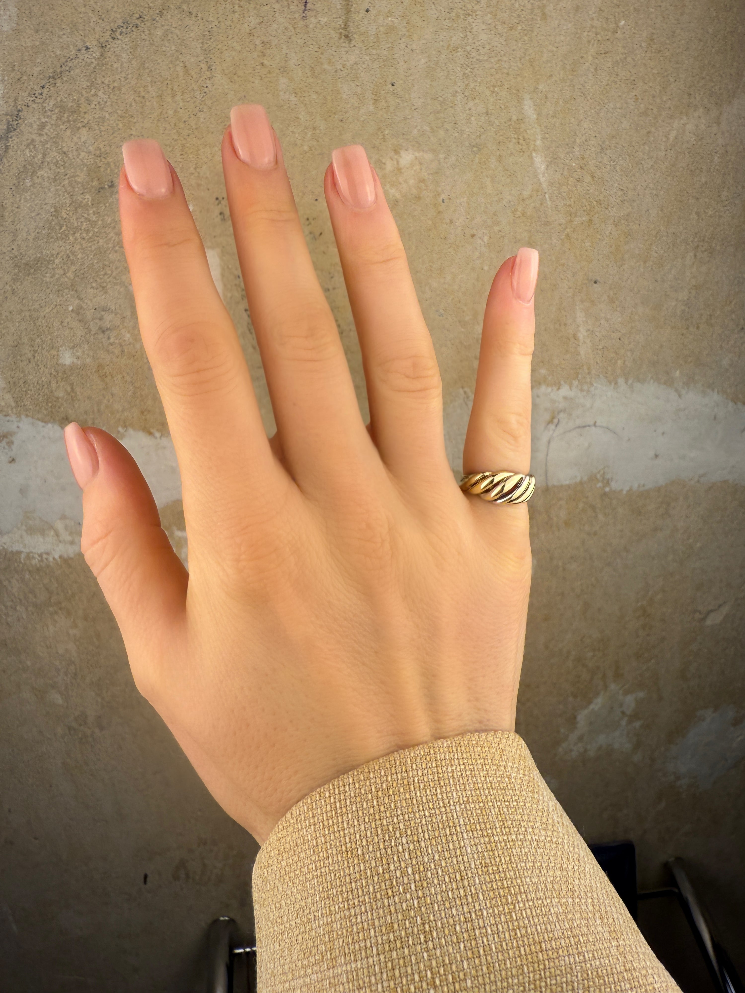 #230 Massiver 8k Ring - RG 47