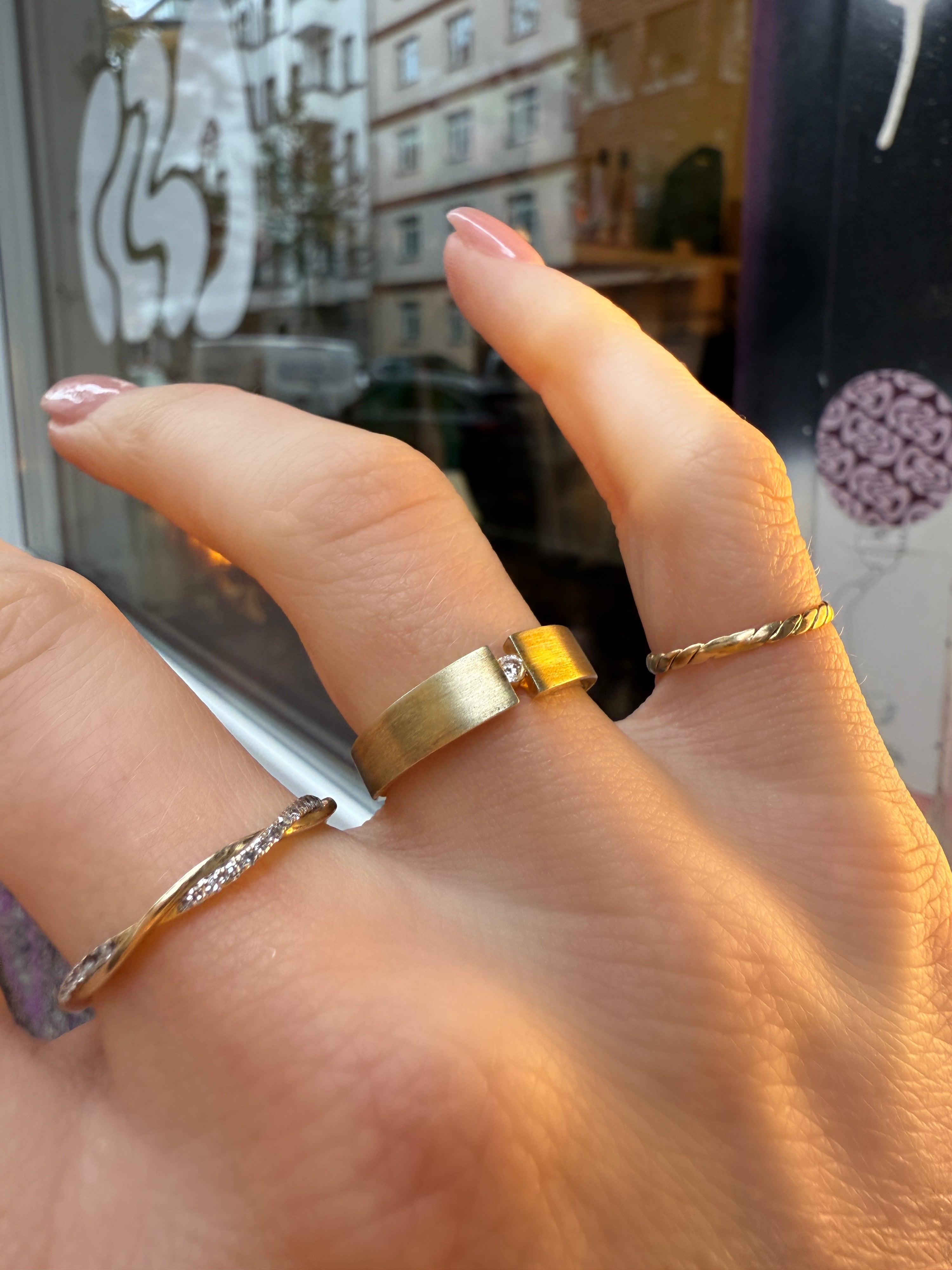 #243 8k Ring matt mit Diamant - RG 53