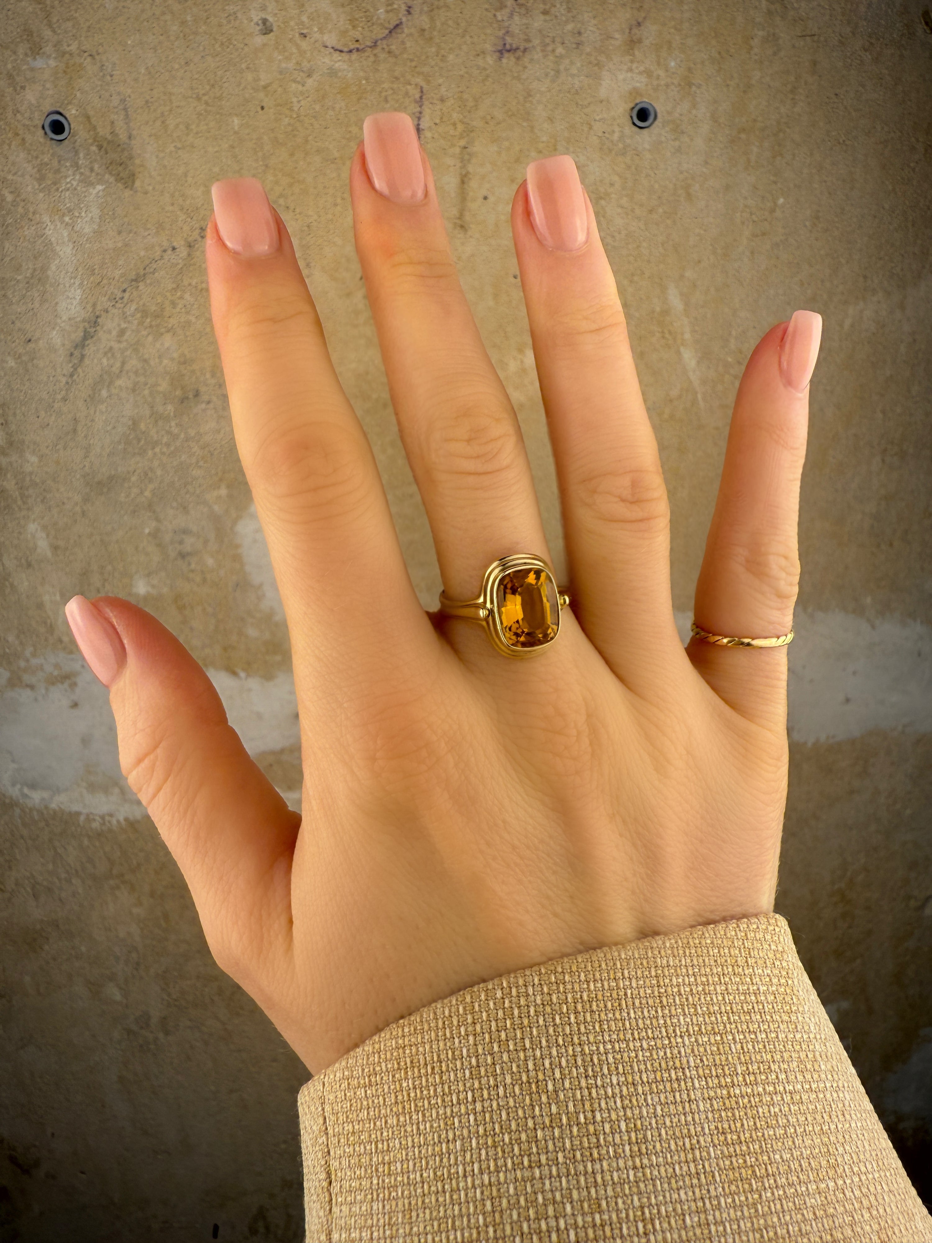 #220 8k Ring mit Citrin - RG 60