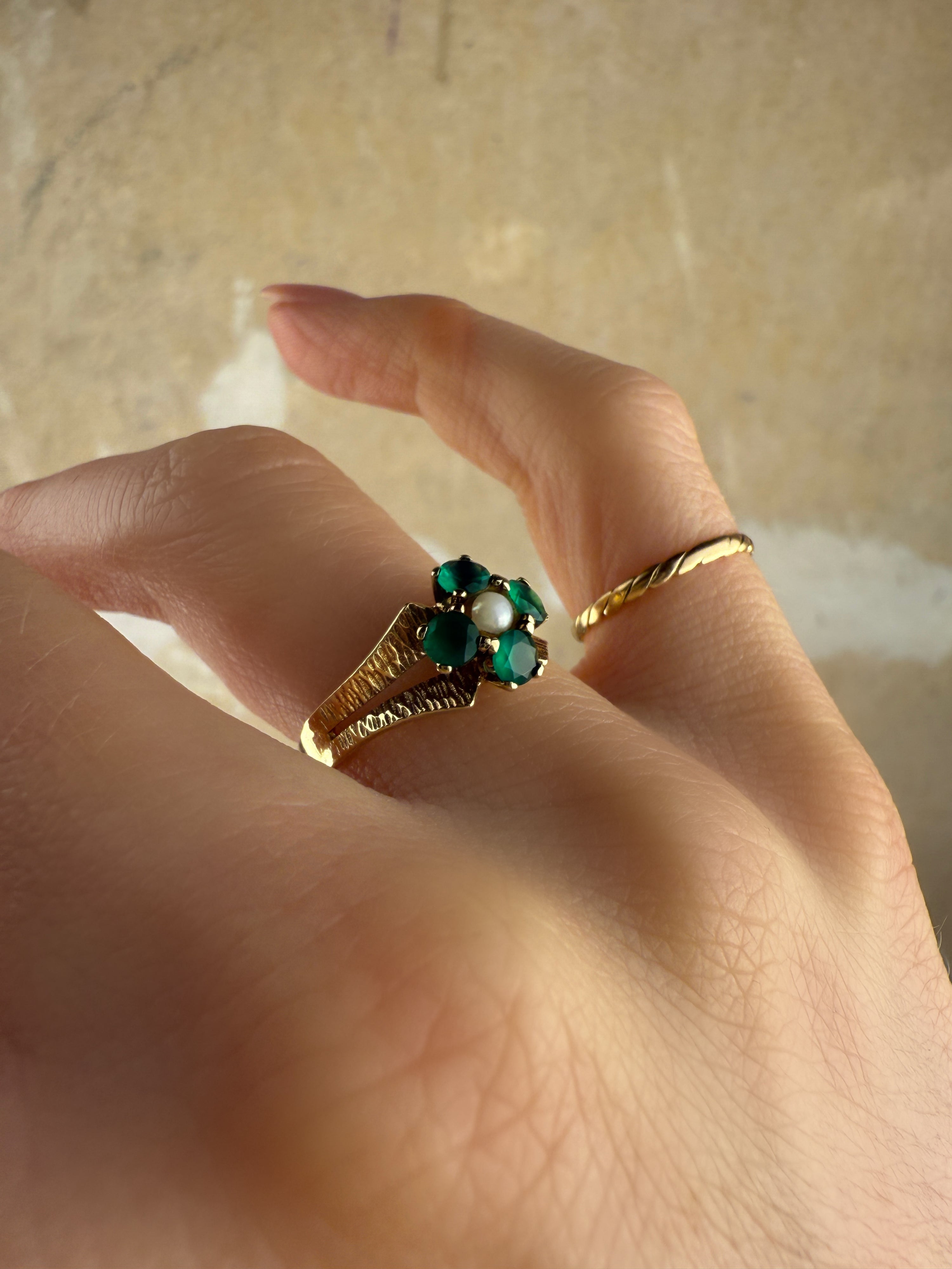 #236 8k Ring mit Achat & Perle - RG 53