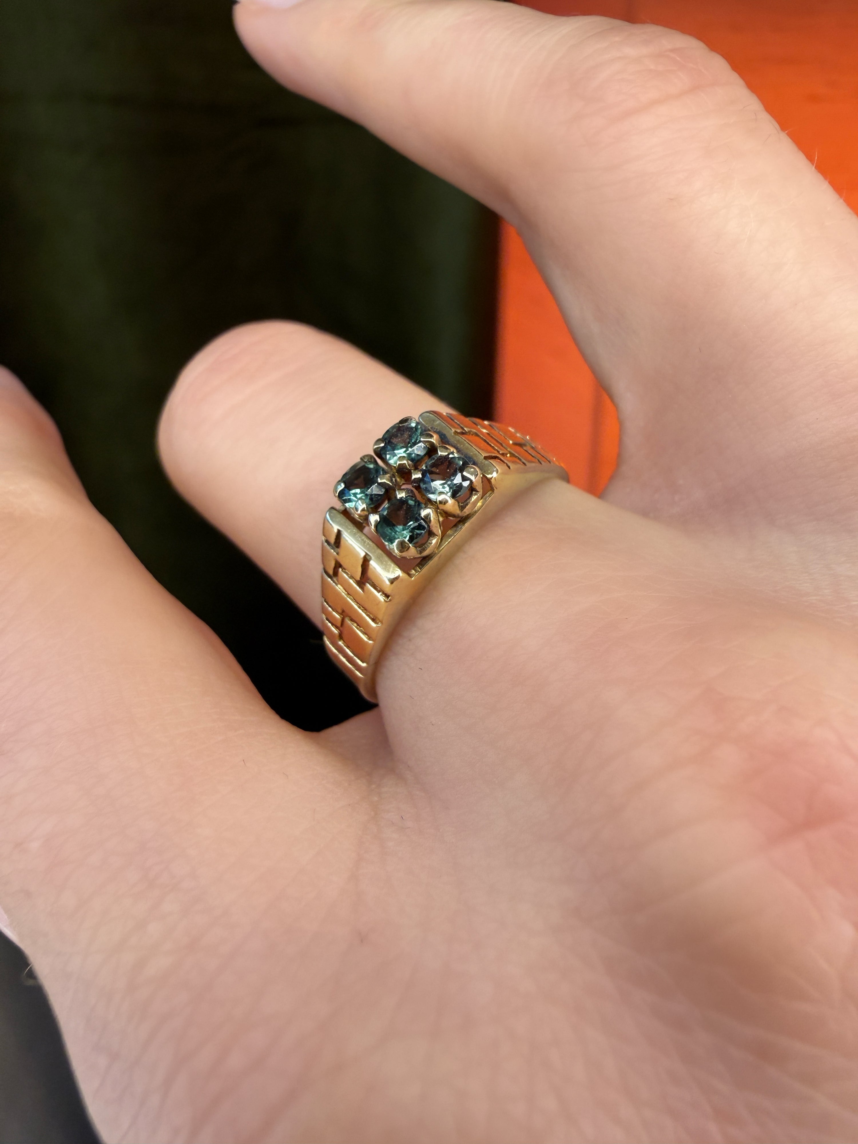 #1469 8k Ring with Peridot - Ring Size 57