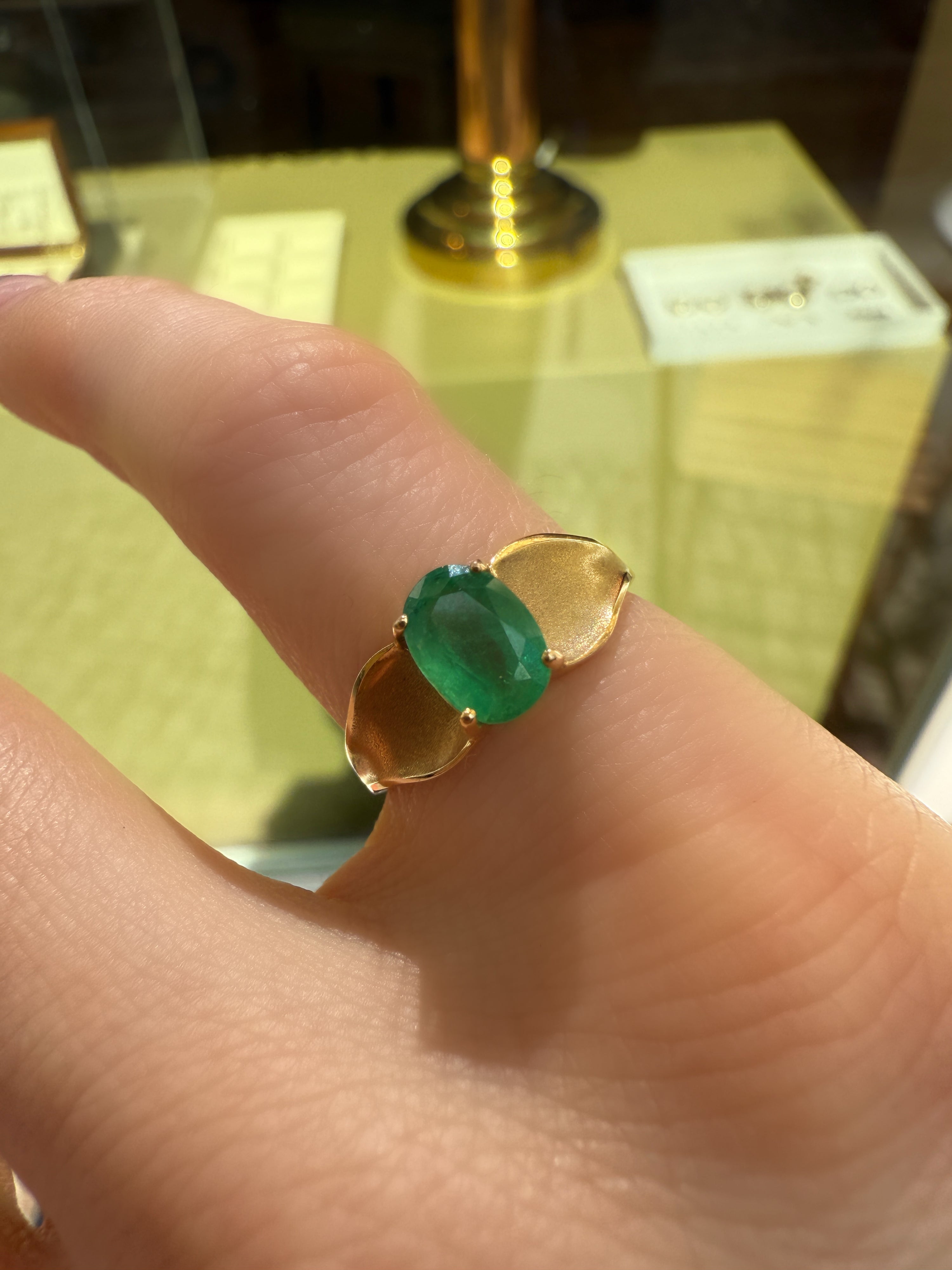 #907 14k Ring mit Smaragd - RG 48