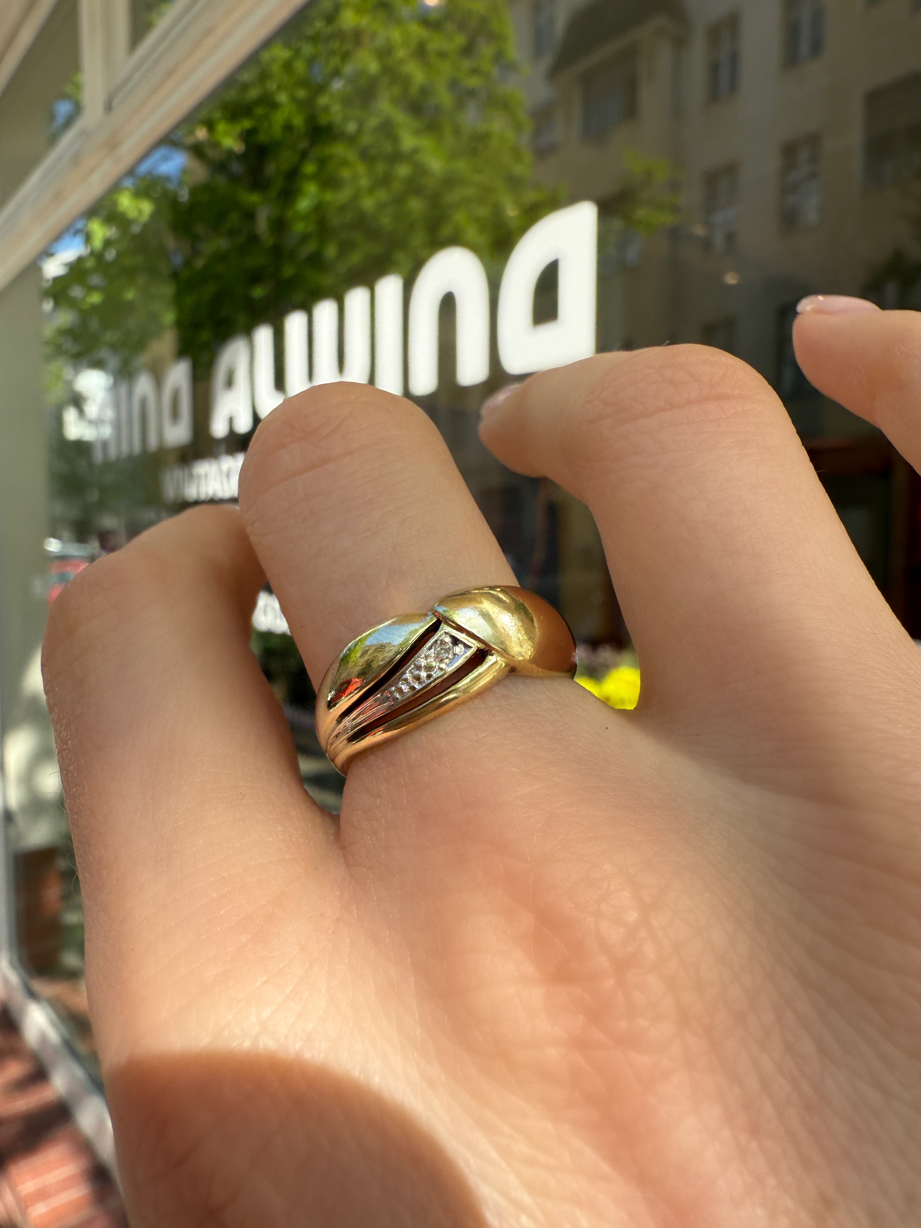 #922 8k Ring mit Diamant - RG 56