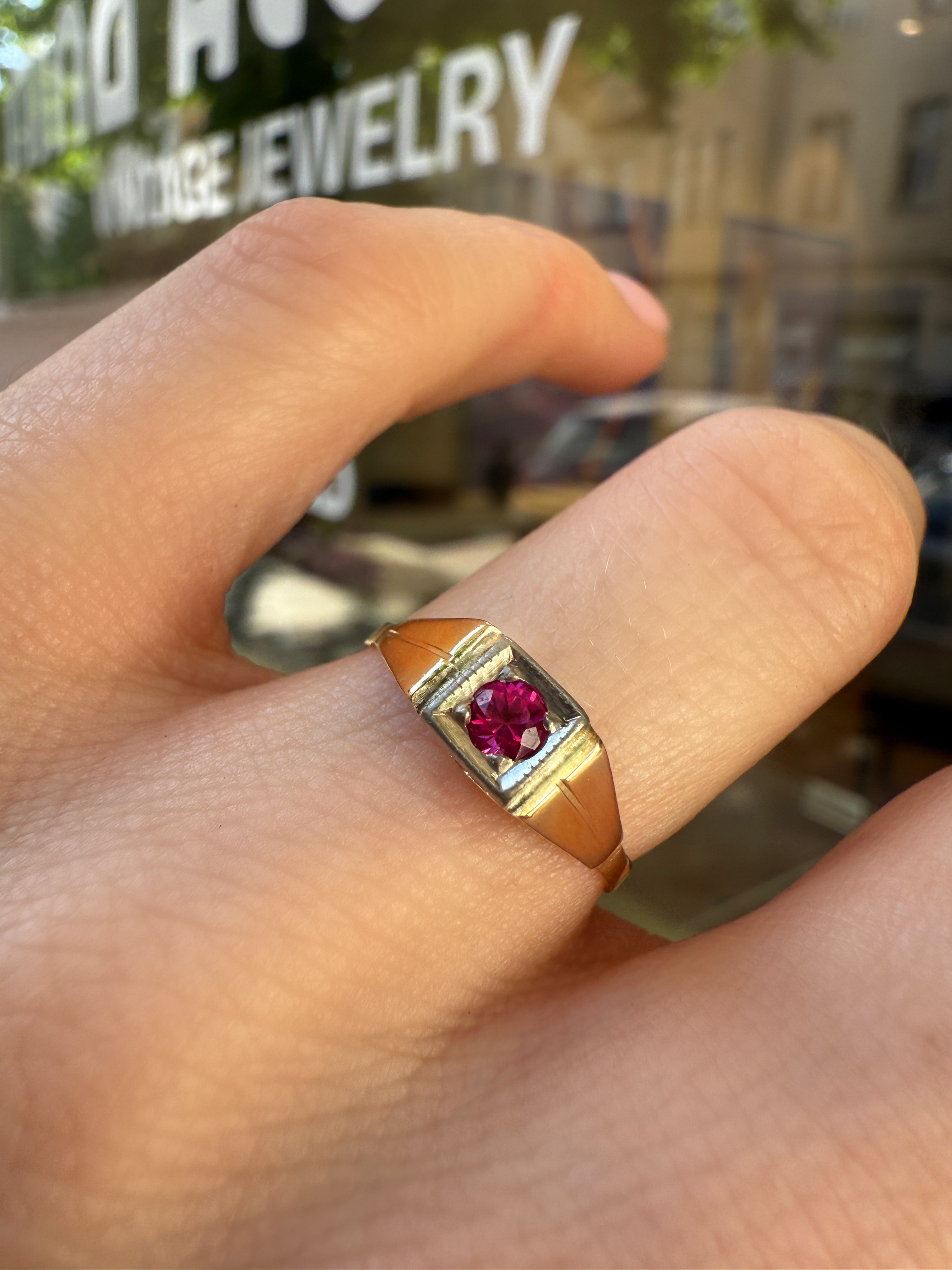 #1042 14k Ring mit Rubin - RG 50