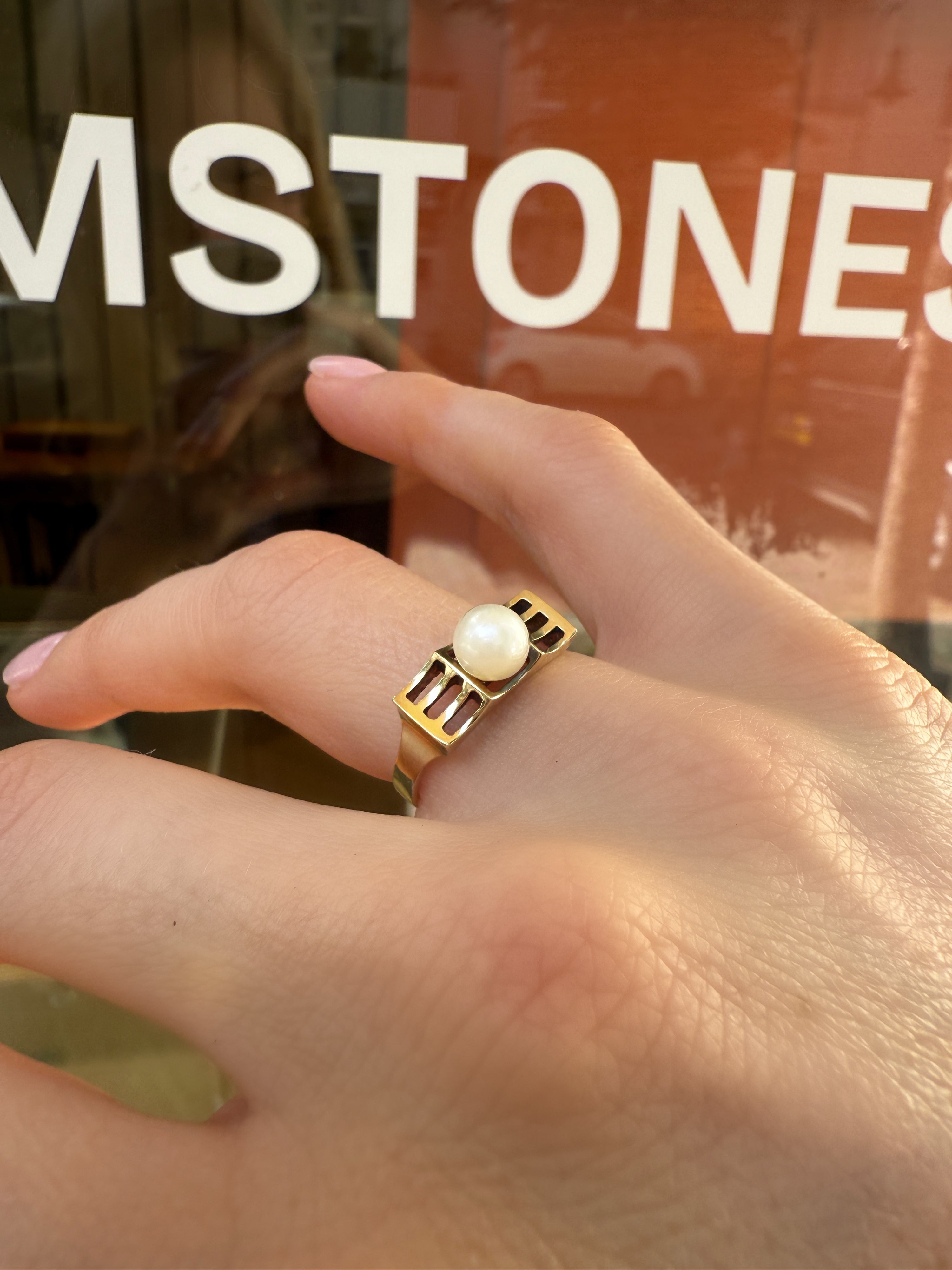 #1043 8k Ring mit Perle - RG 54