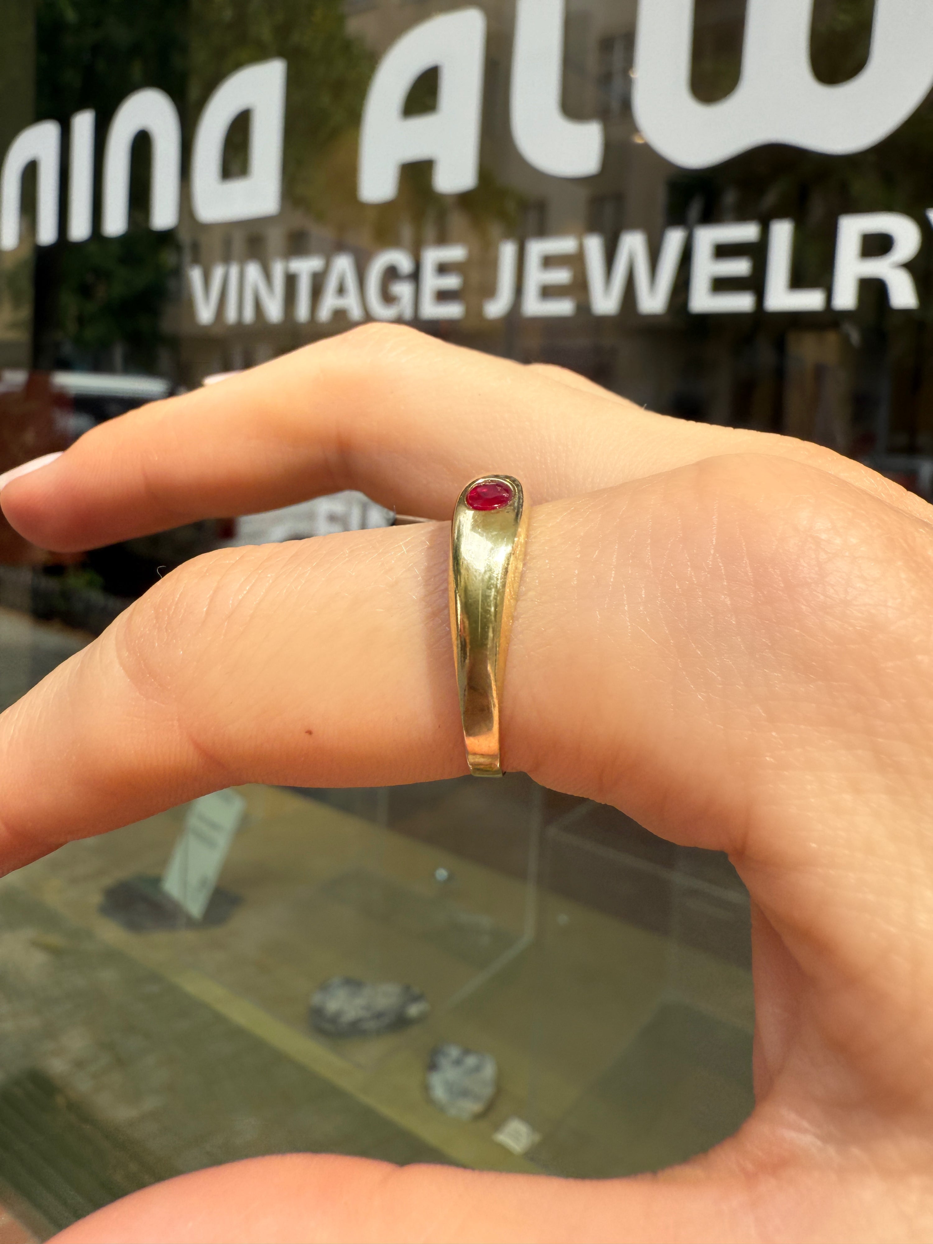 #1098 8k Ring mit Rubin - RG 62