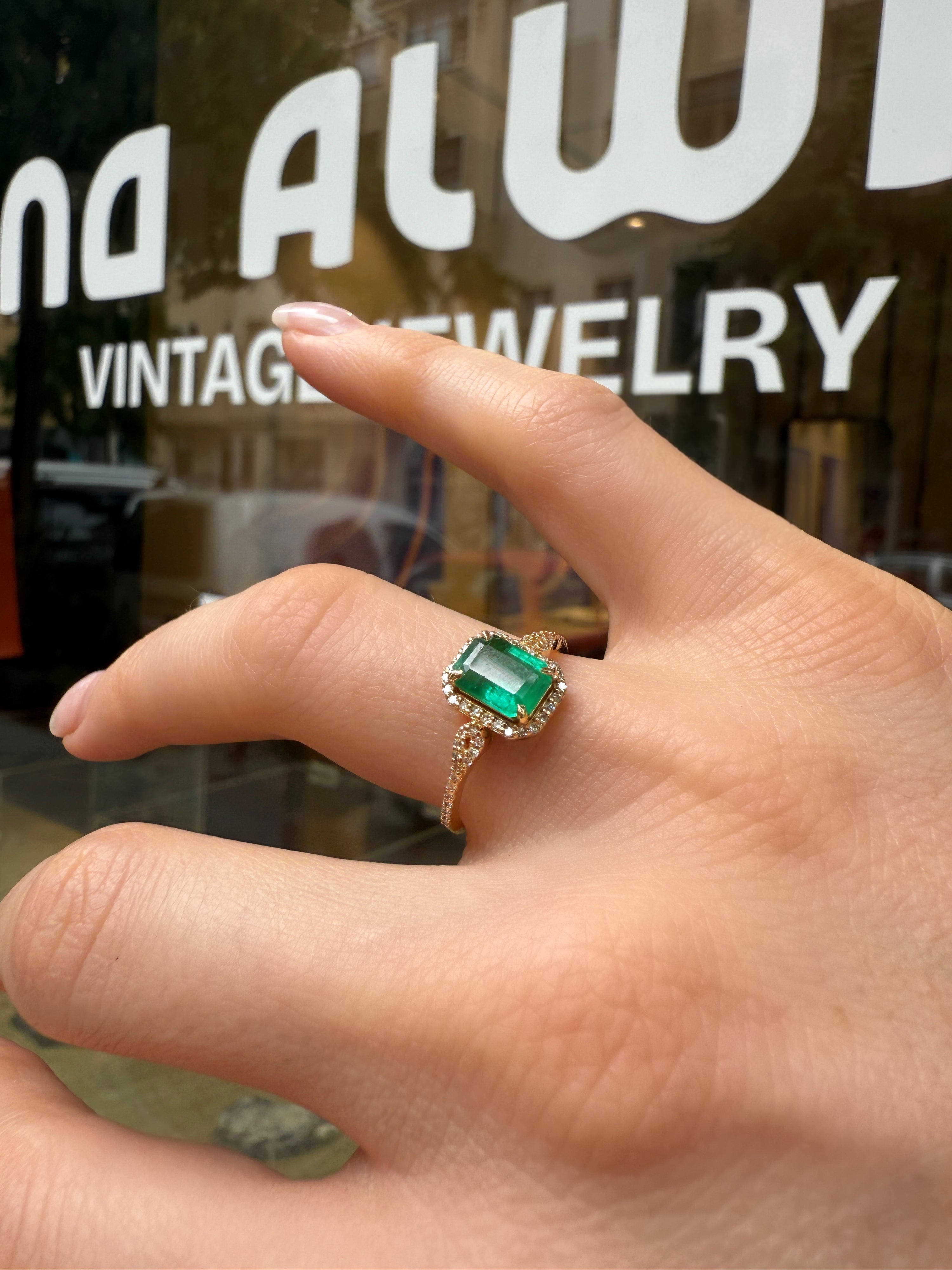 #1120 14k Ring with Natural Emerald & 56 Diamonds - Ring Size 54