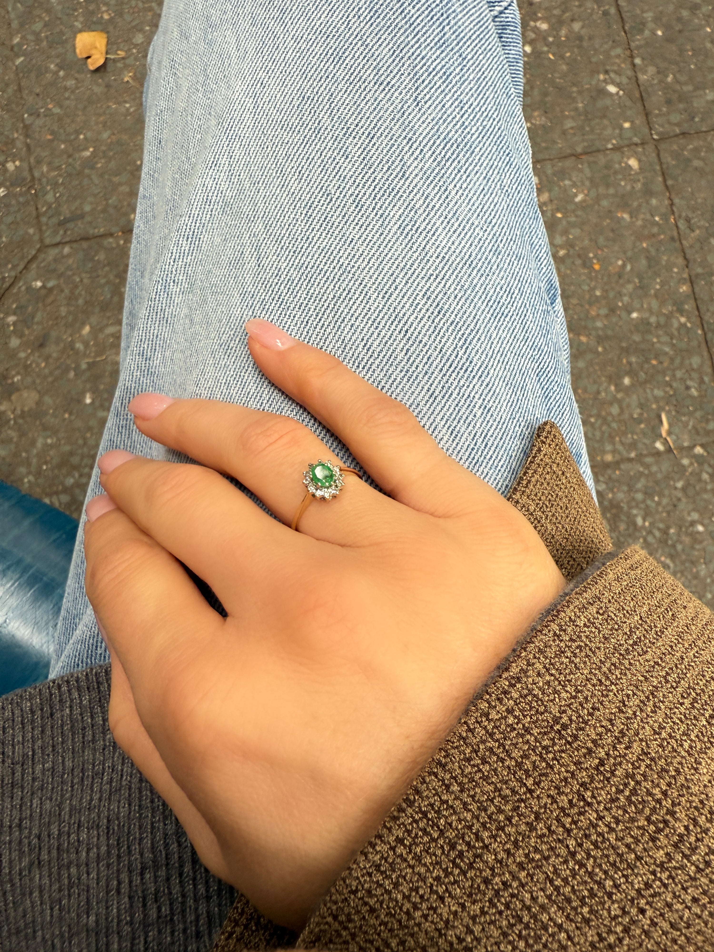 #162 14k Ring mit Smaragd + 12 Diamanten