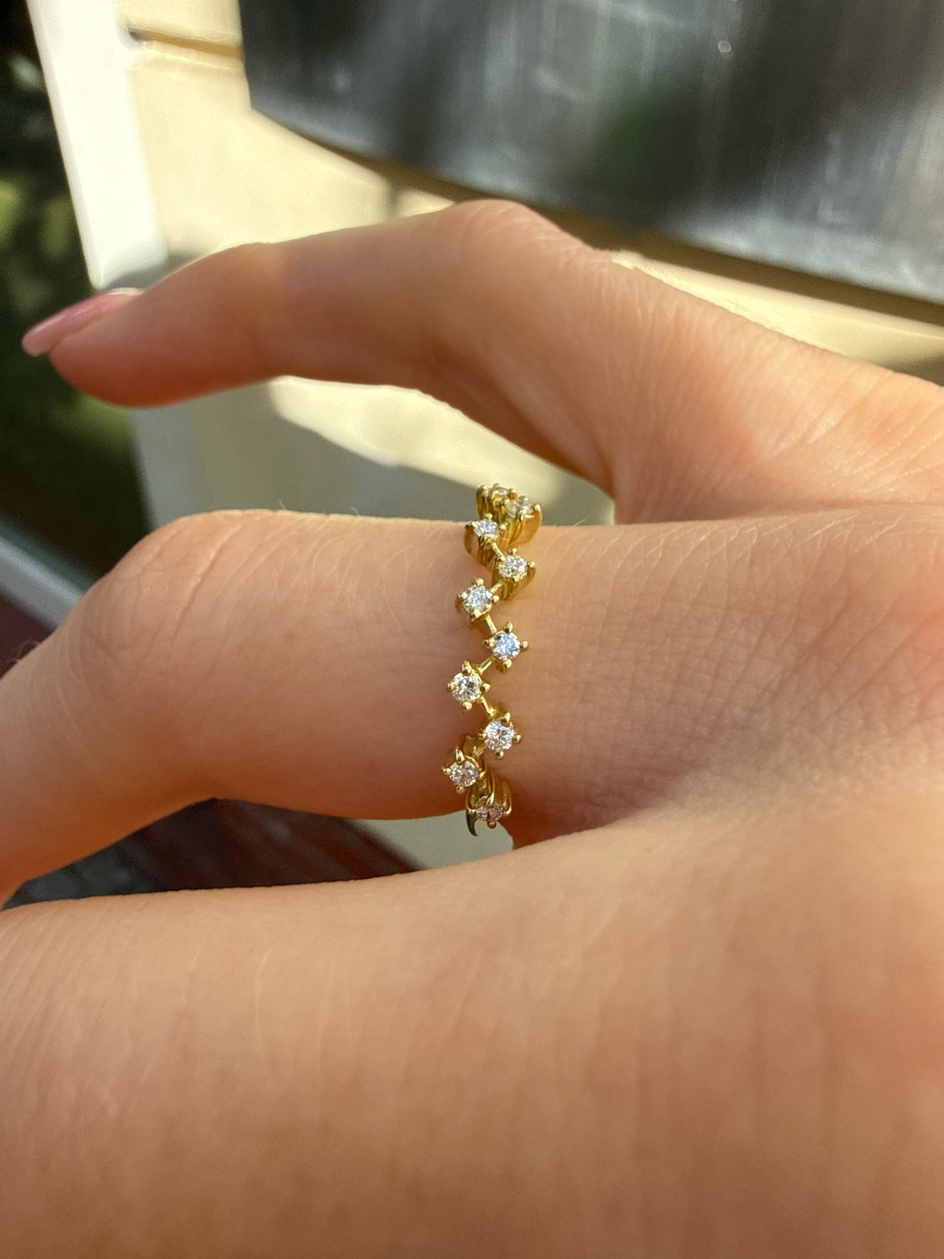 #1325 18k Ring with Tanzanite - Ring Size 60