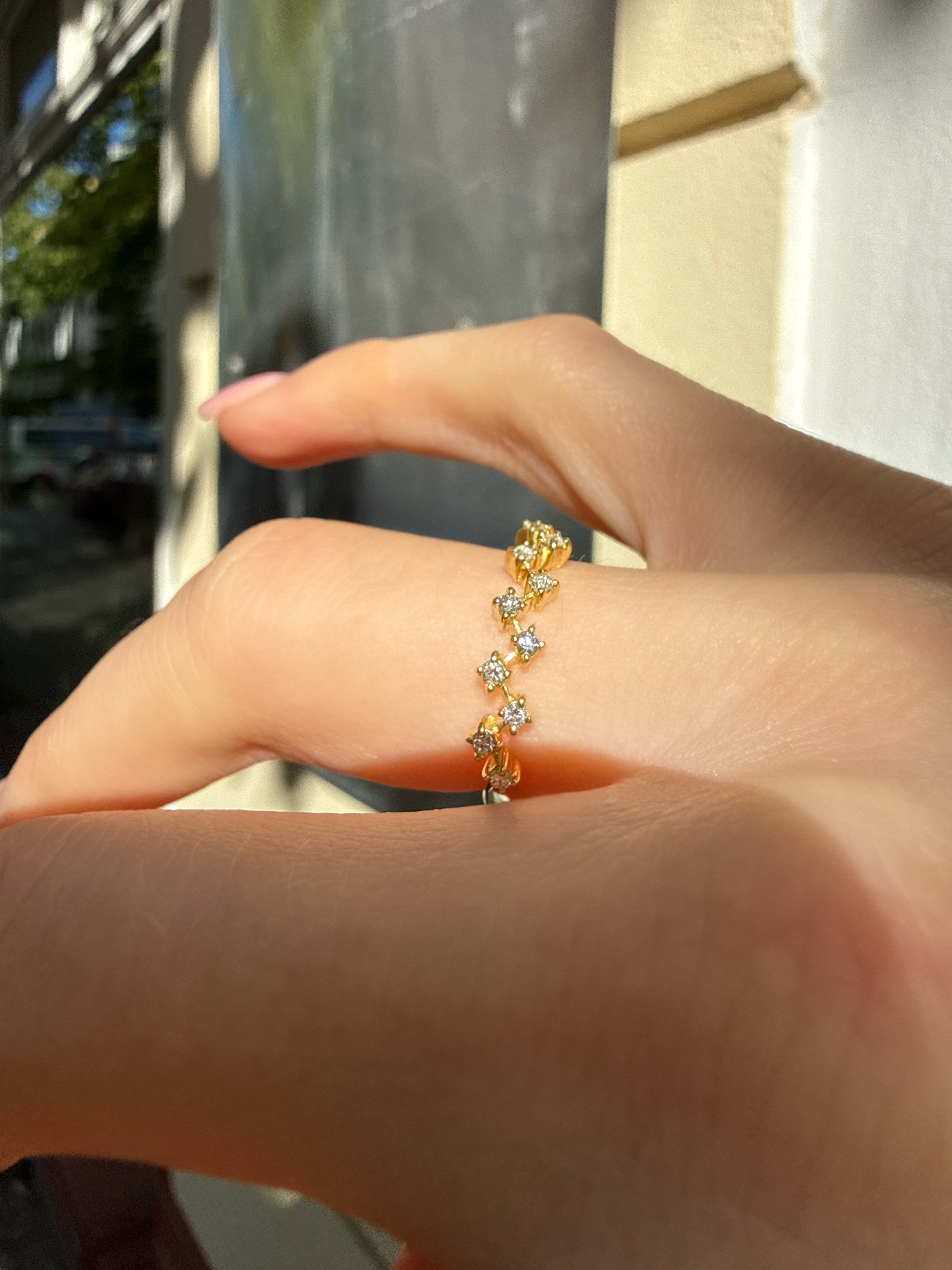 #1325 18k Ring with Tanzanite - Ring Size 60