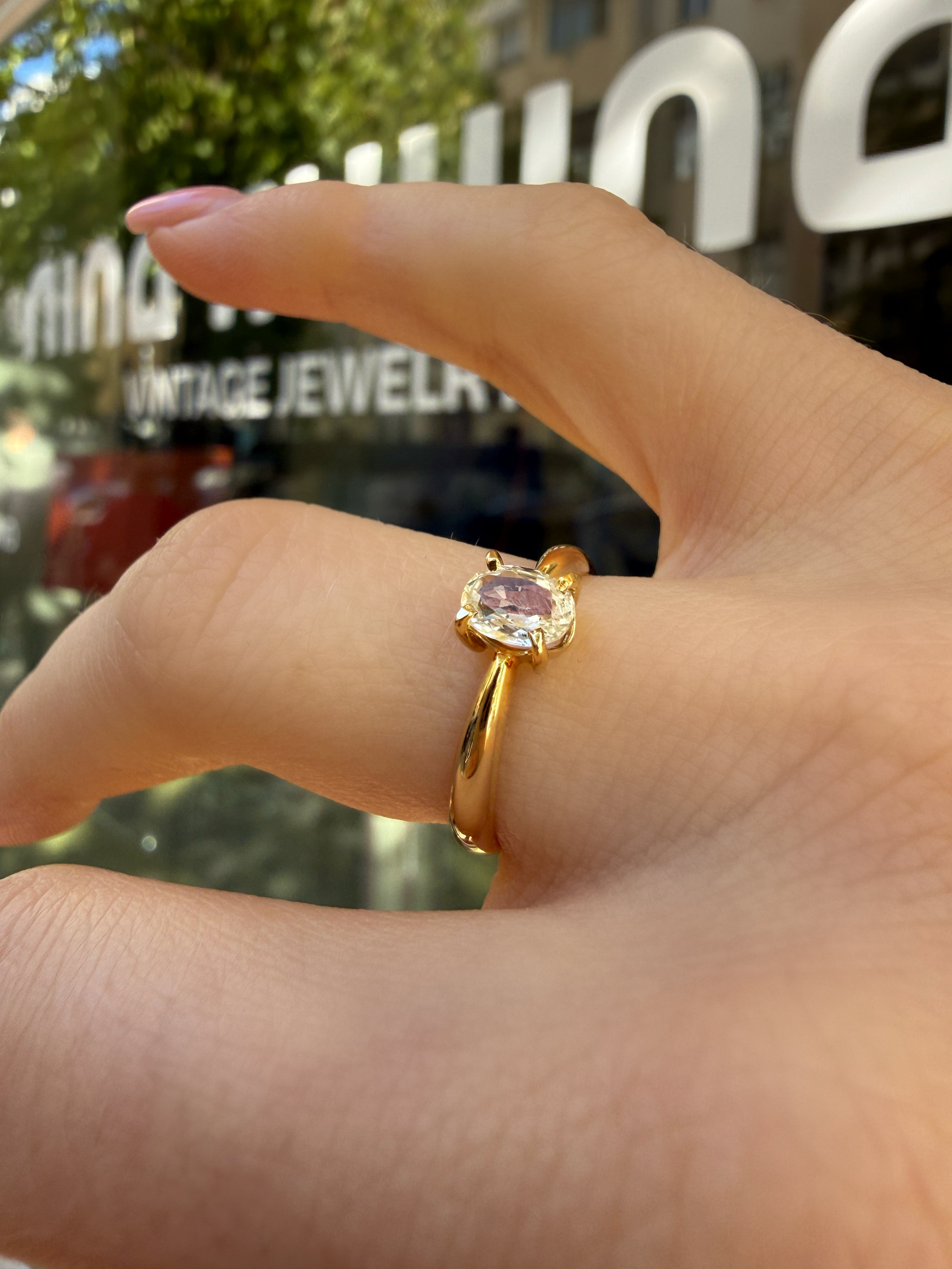 #1365 18k Ring mit Saphir - RG 51