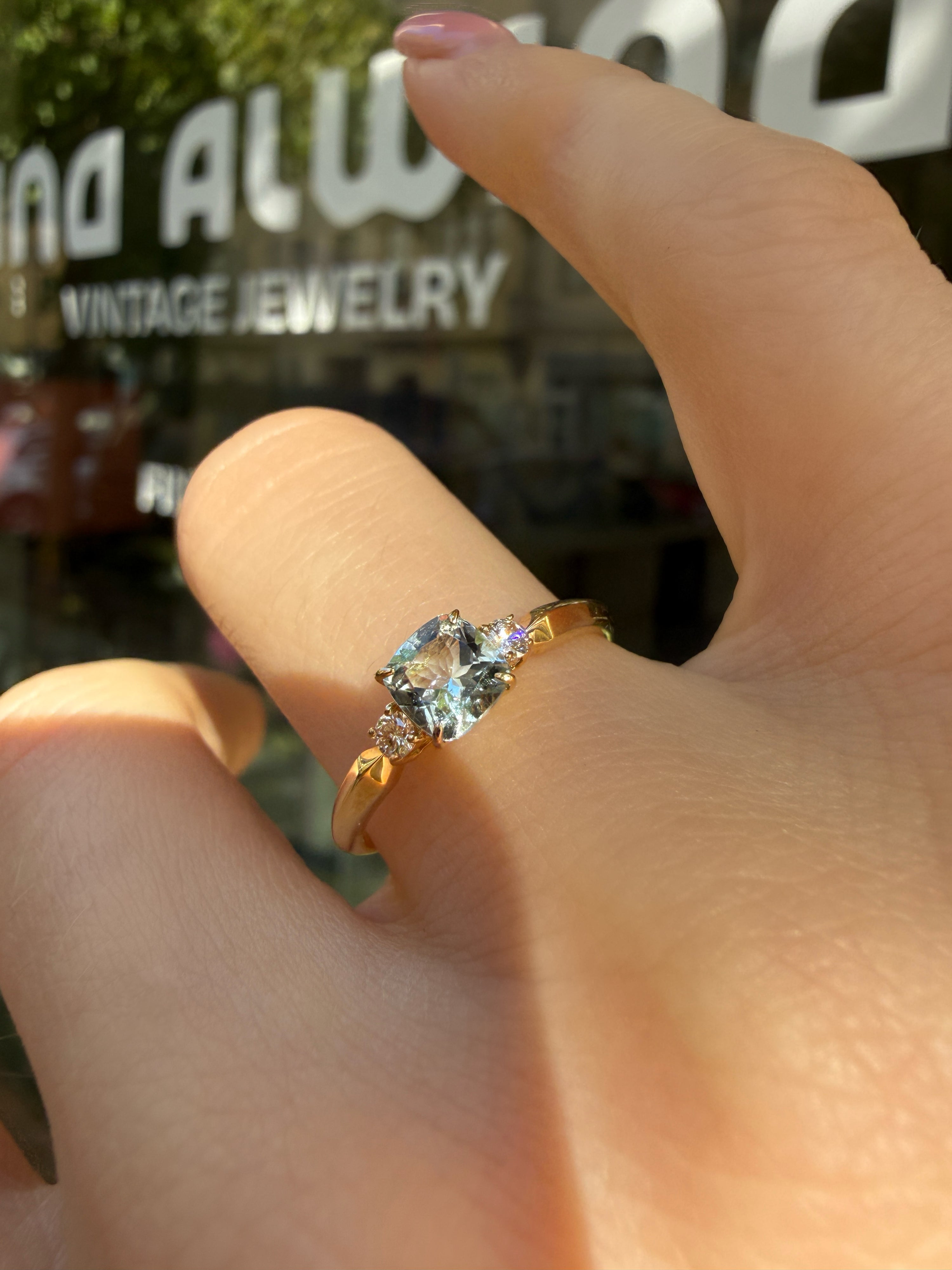 #1369 18k Ring mit Aquamarin & 2 Diamanten - RG 54