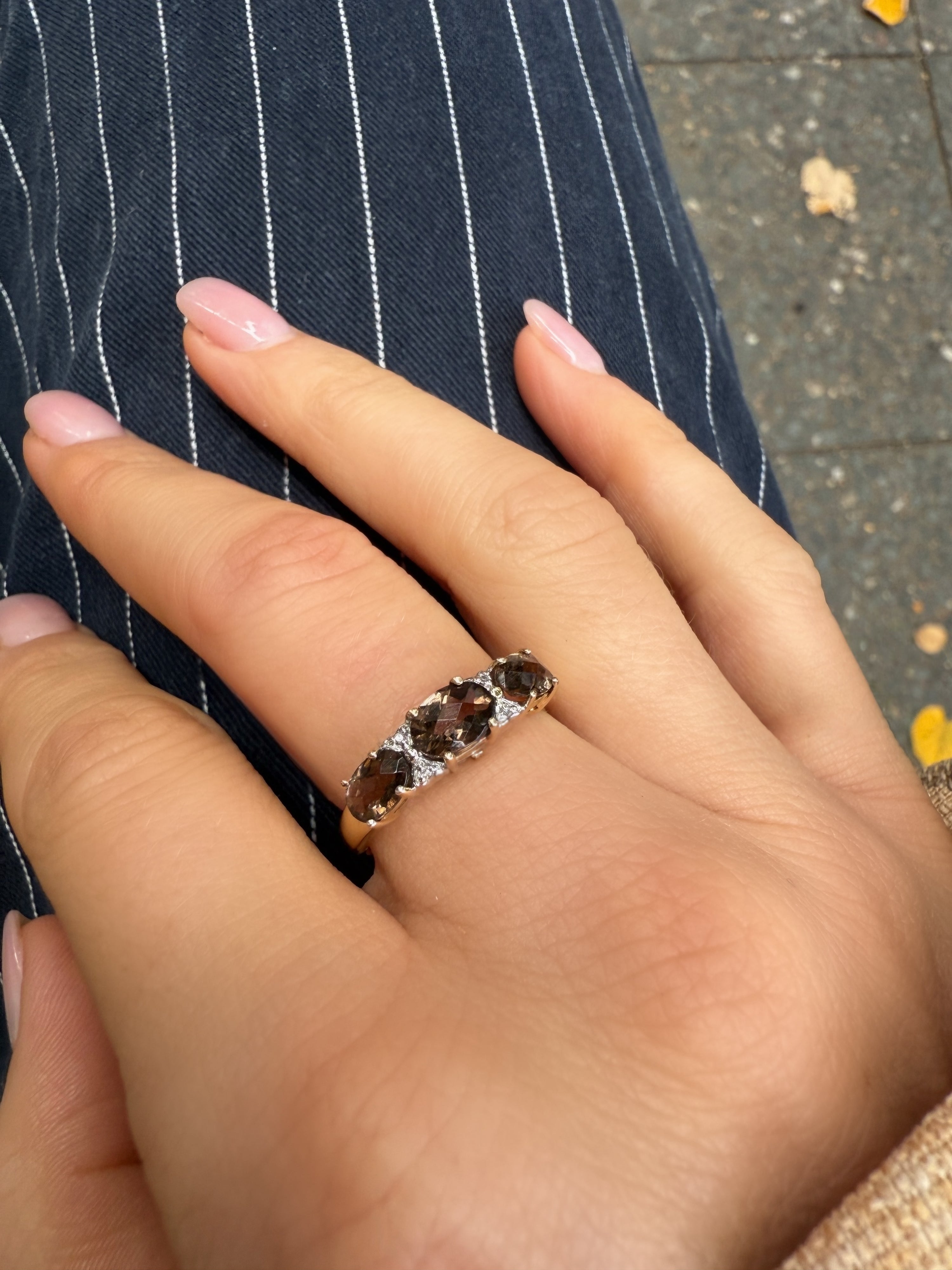 #167 9k Ring mit Rauchquarz & Diamanten - RG 59