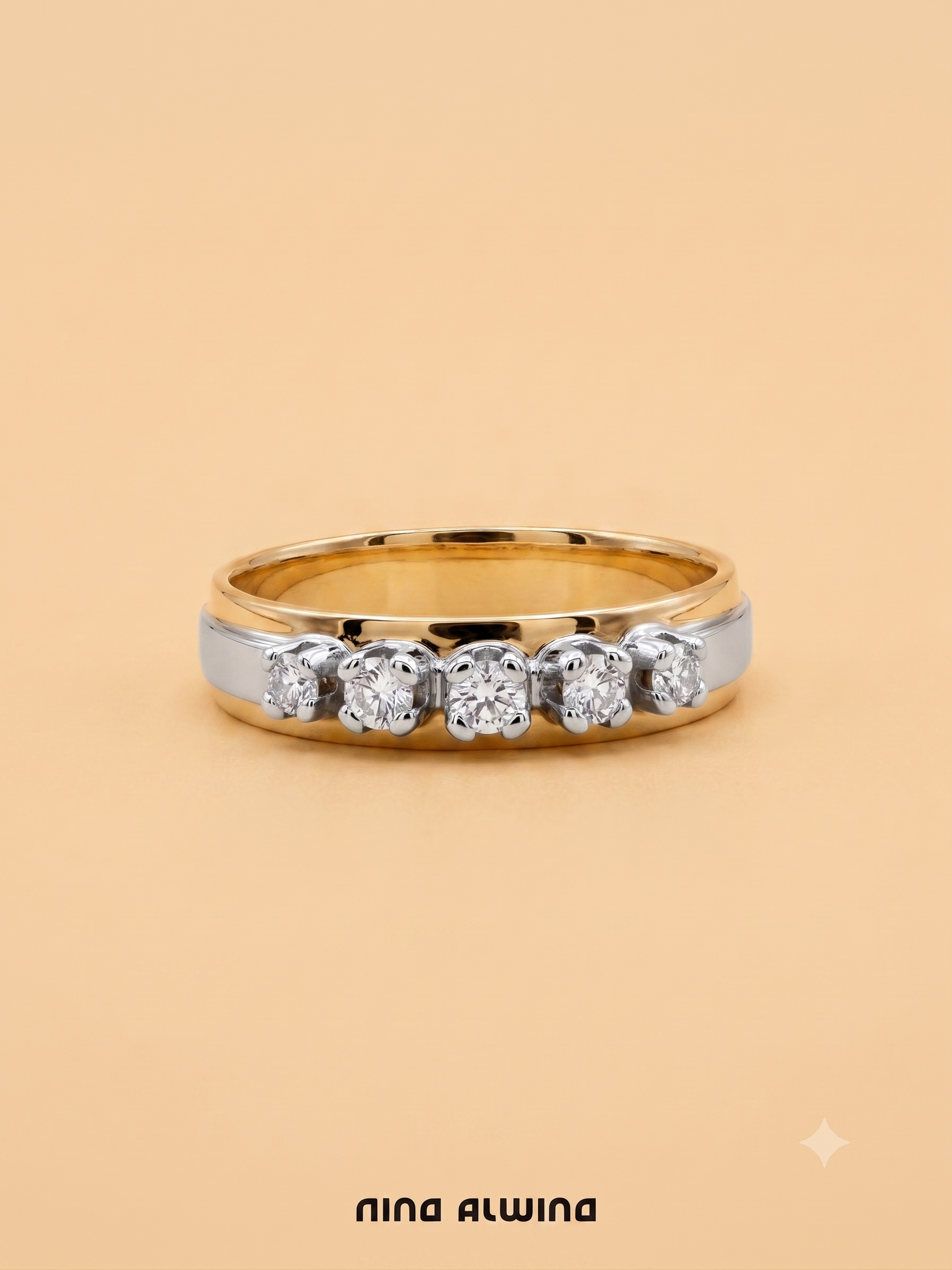 #1075 Massiver 14k Ring mit 5 Diamanten - RG 56