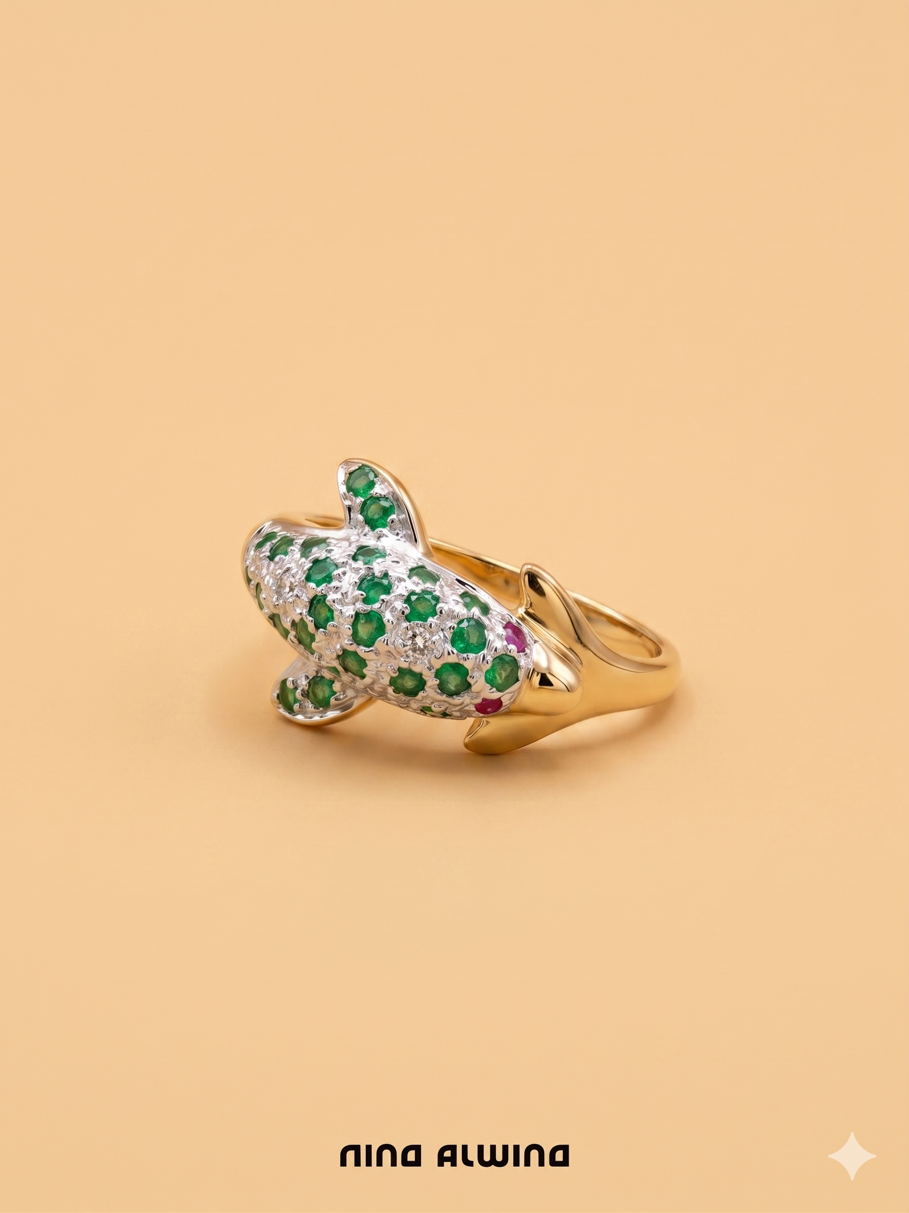 #911 8k Ring Delfin mit Smaragden & Rubinen & Diamanten - RG 63