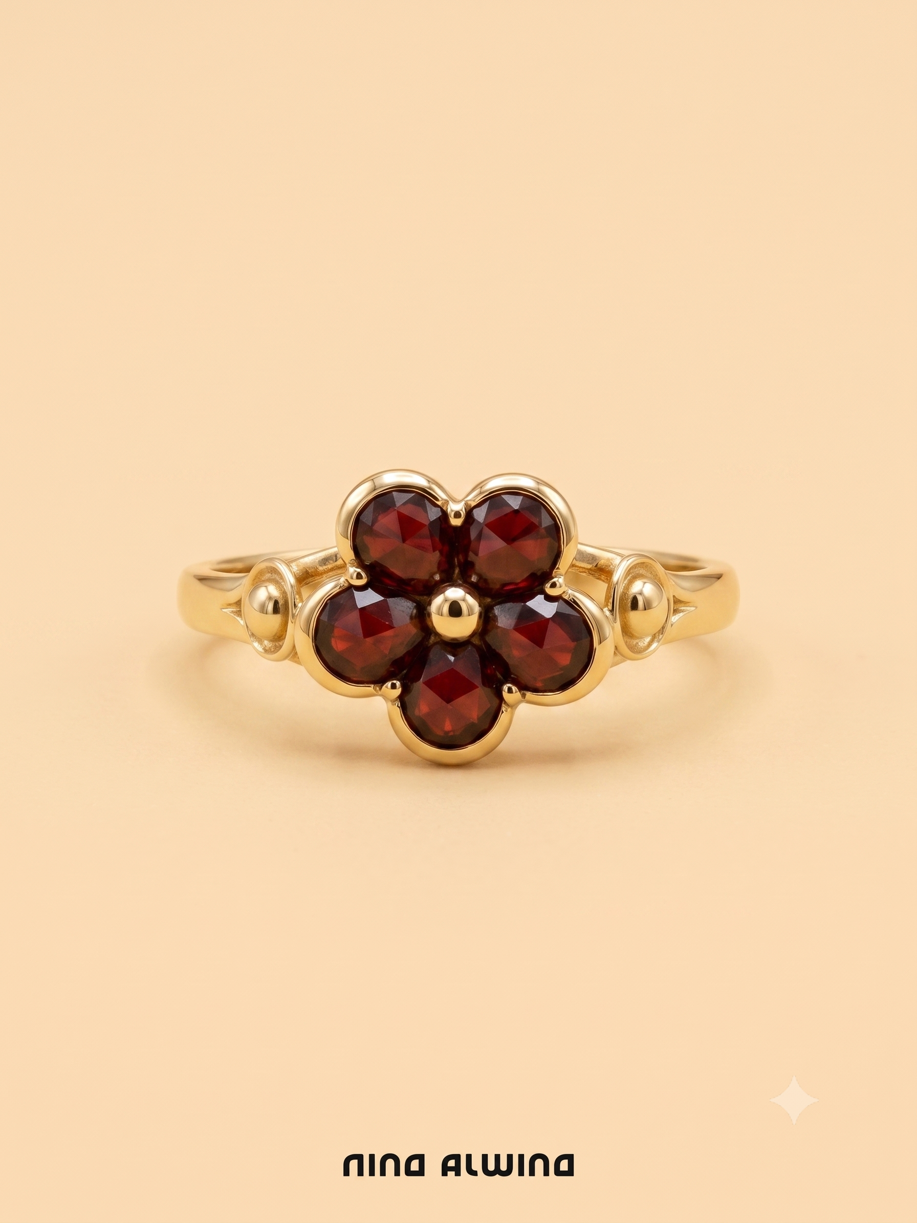 #1089 8k Ring mit Granat - RG 51