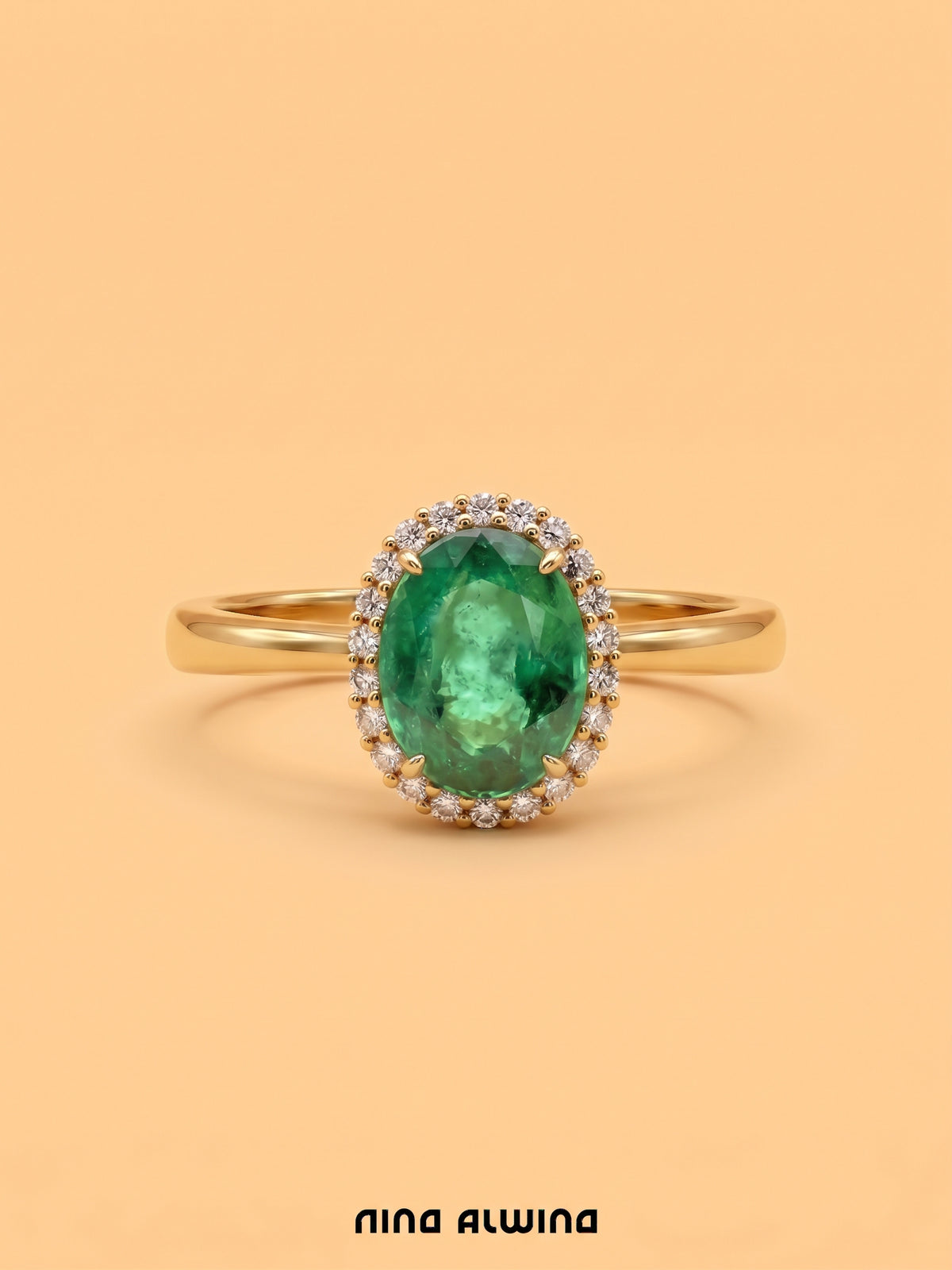 #1423 14k Ring with Emerald & 22 Diamonds - Ring Size 53
