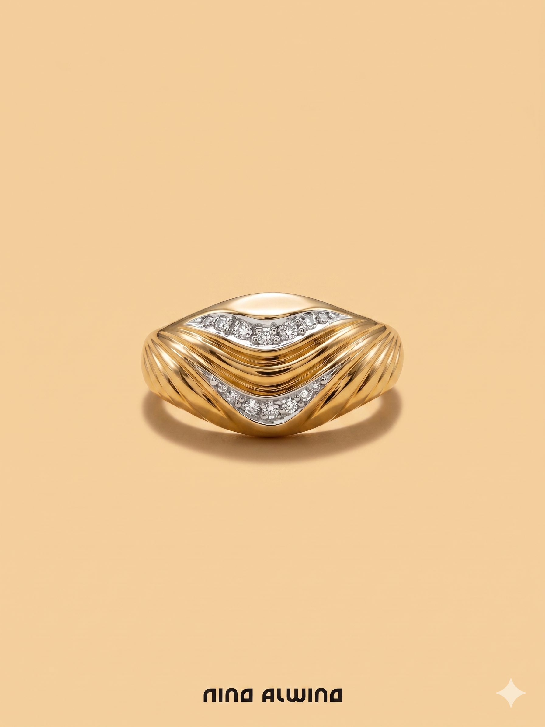 #925 8k Ring mit 2 Diamanten - RG 56