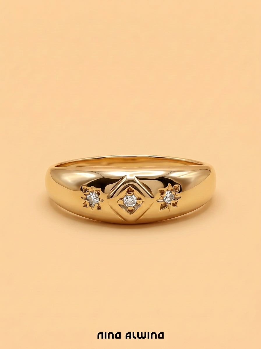 #1398 8k Ring with 3 Diamonds - Ring Size 52