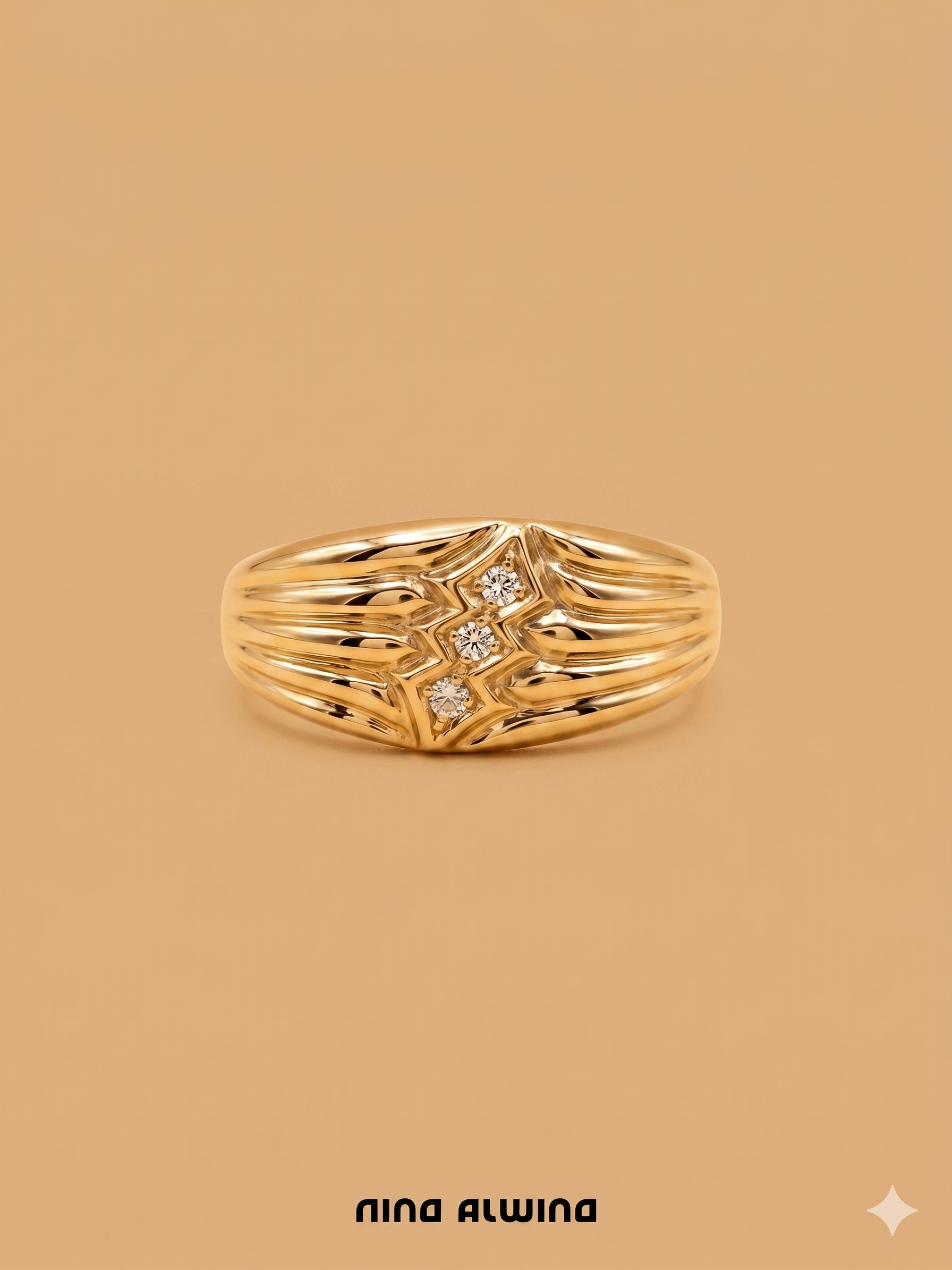 #915 8k Ring mit 3 Diamanten - RG 59