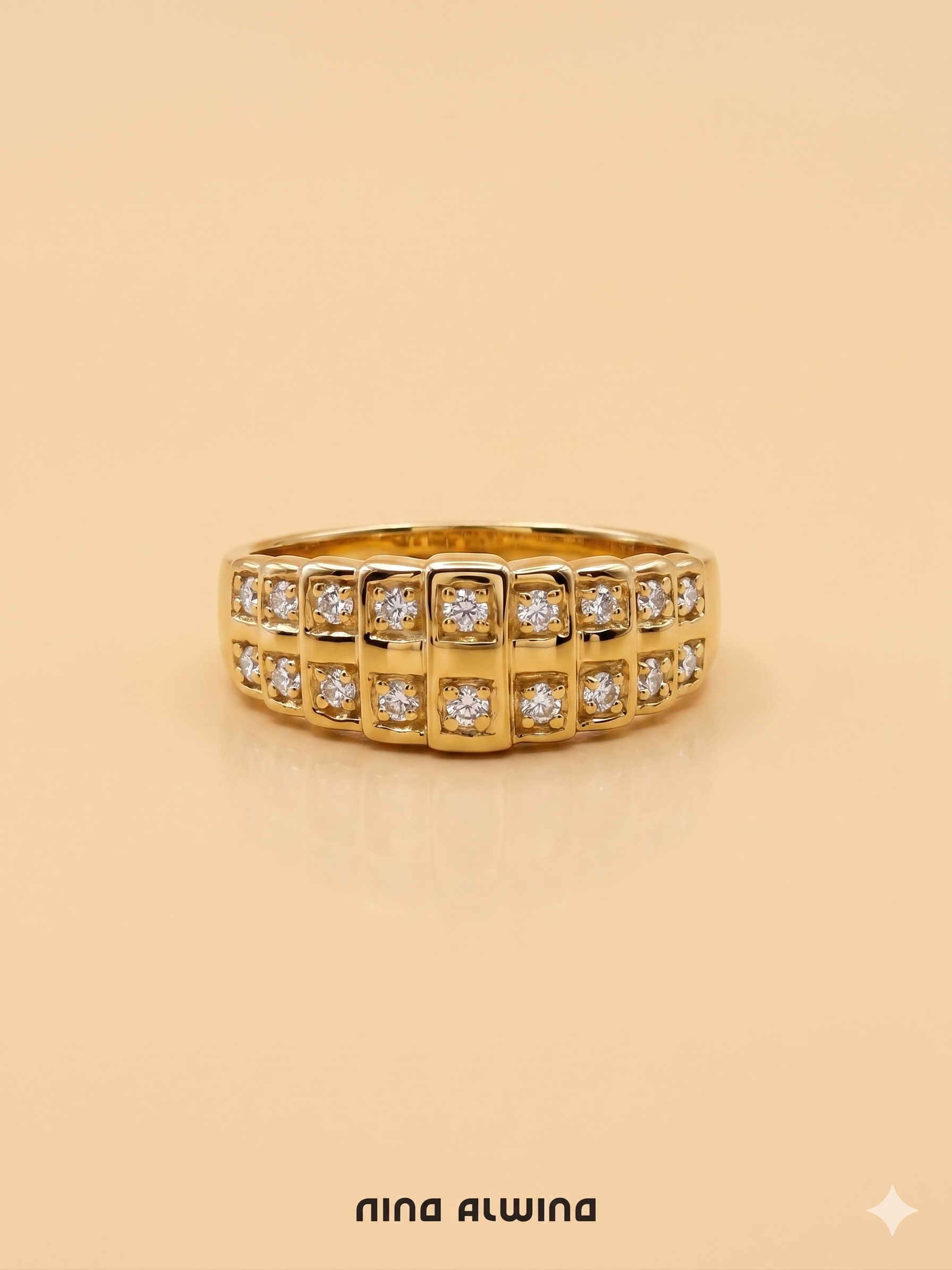 #924 8k Ring mit 18 Diamanten - RG 58