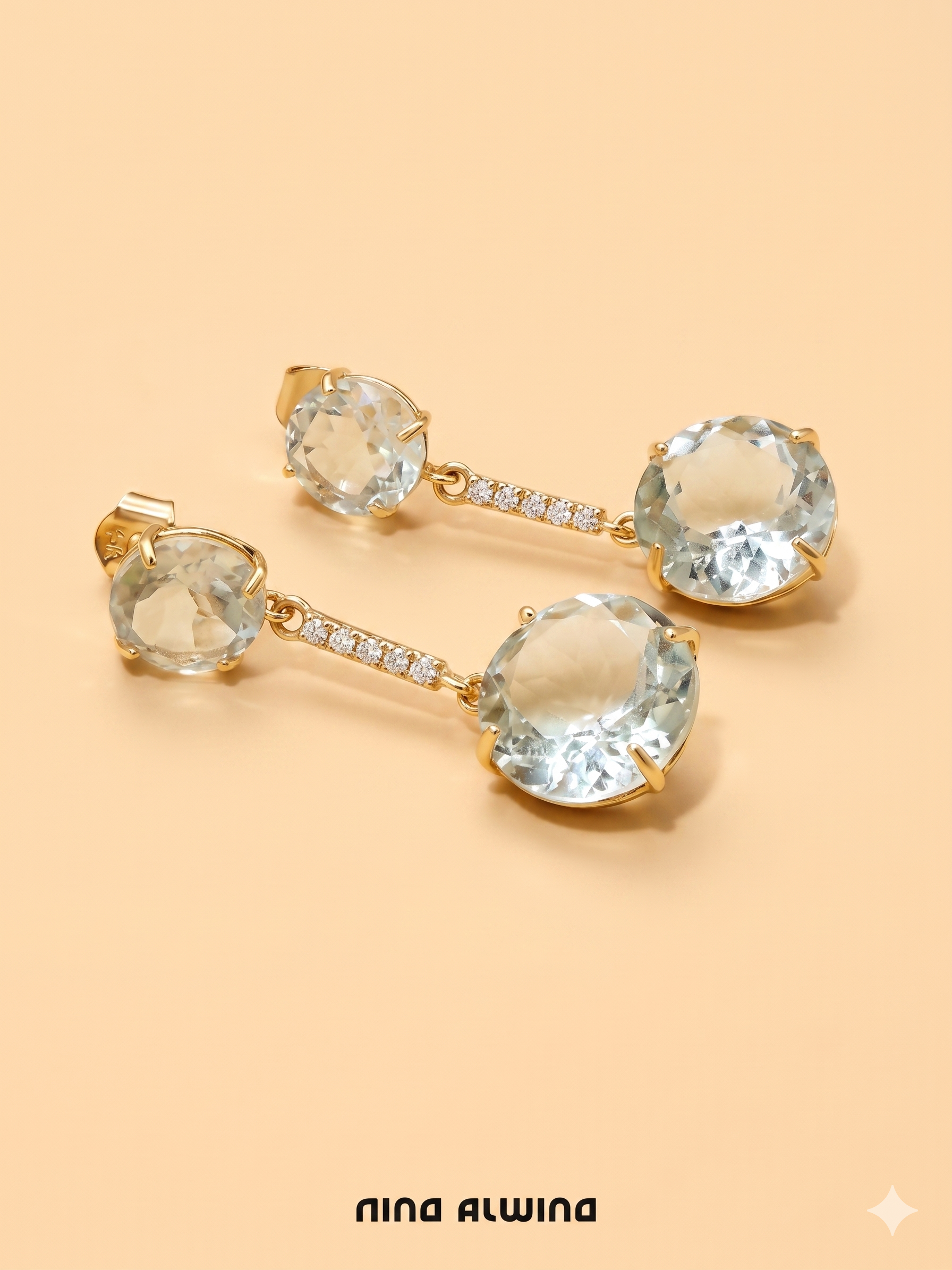 #1045 14k Ohrringe mit hellblauem Quarz & 10 Diamanten - 3cm
