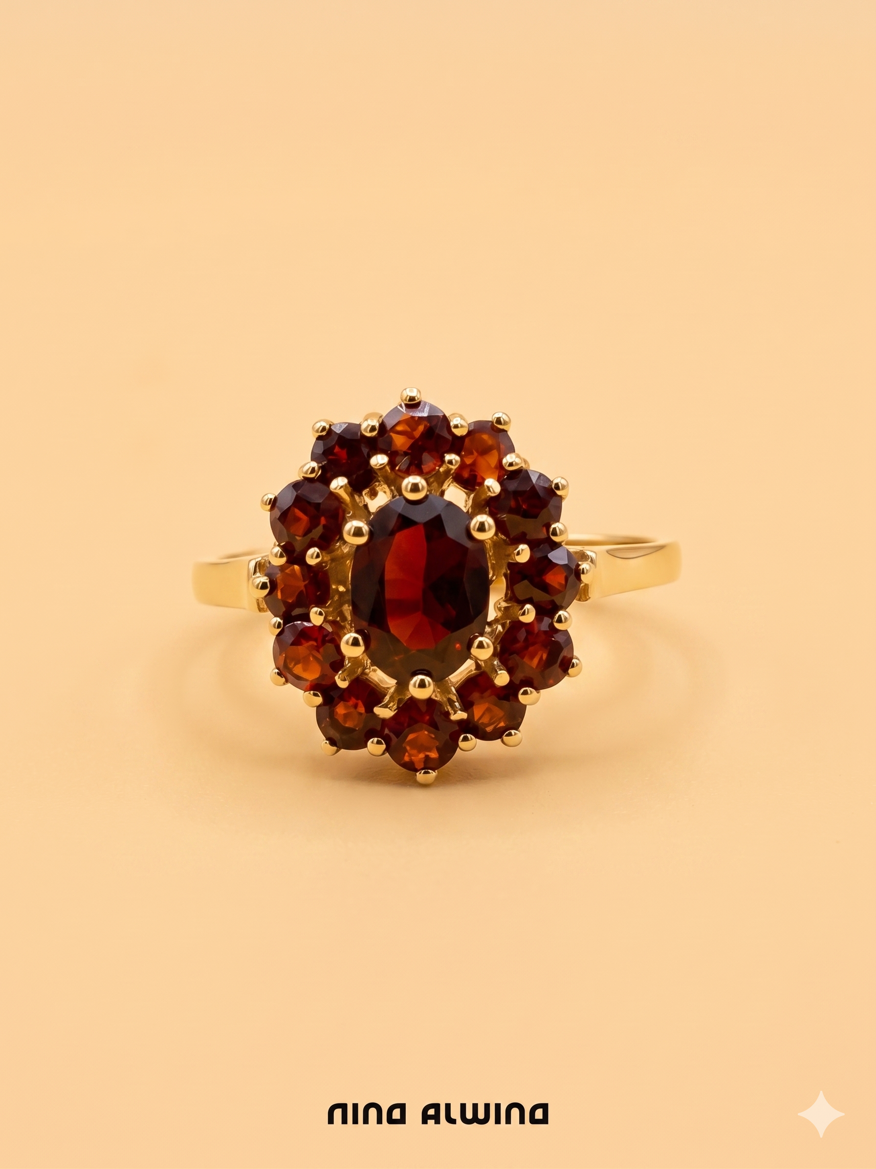 #1071 8k Ring mit Granat - RG 60