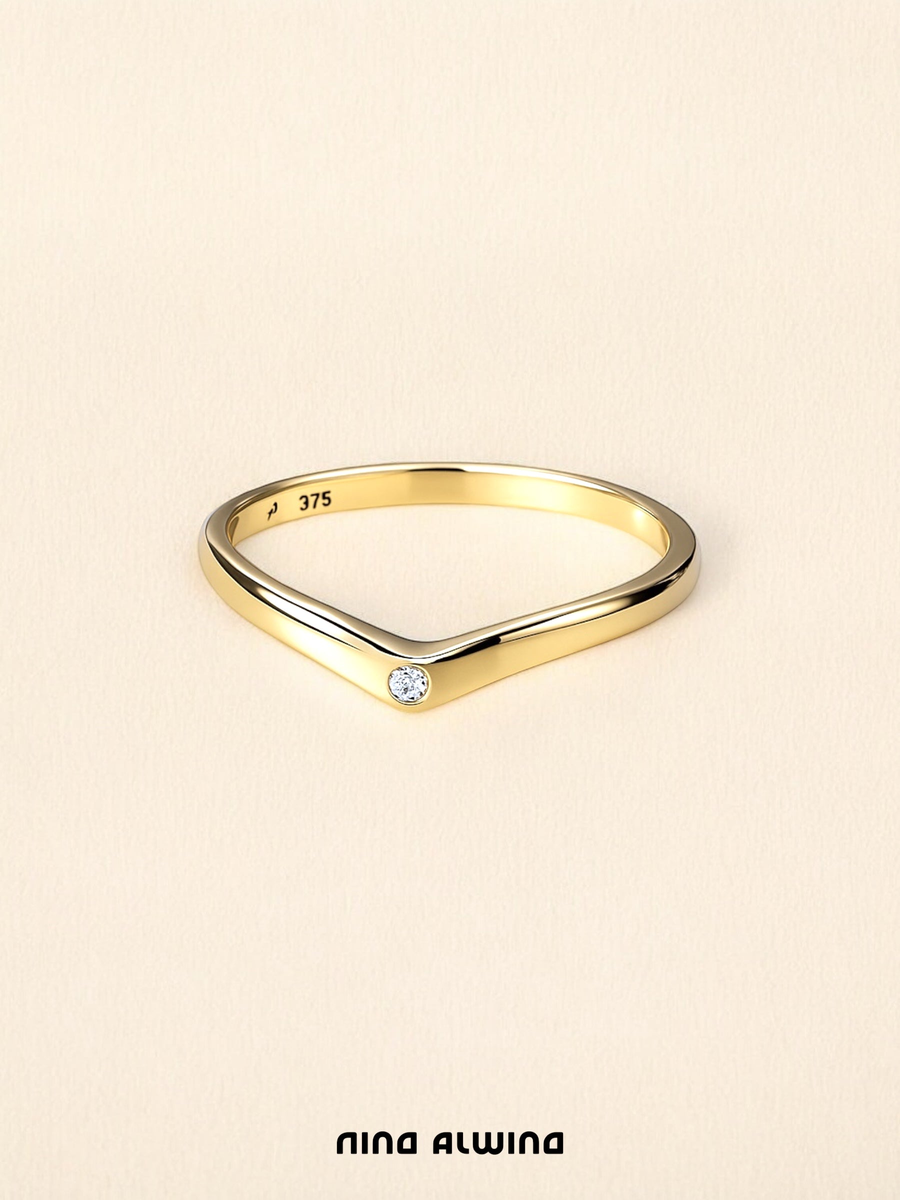 #62 9k Ring mit Diamant - RG 51