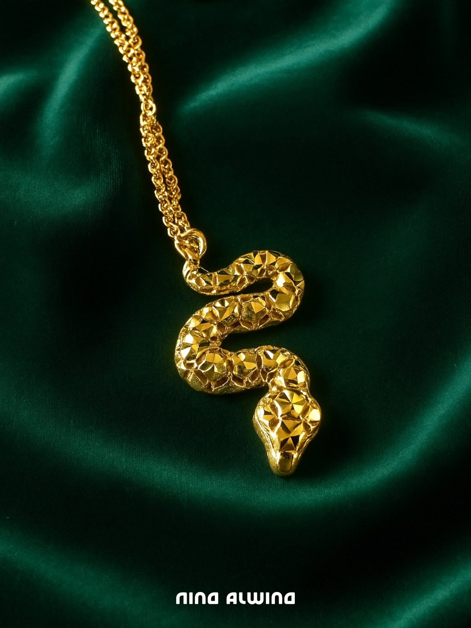 #63 18k Kette mit Snake Anhänger