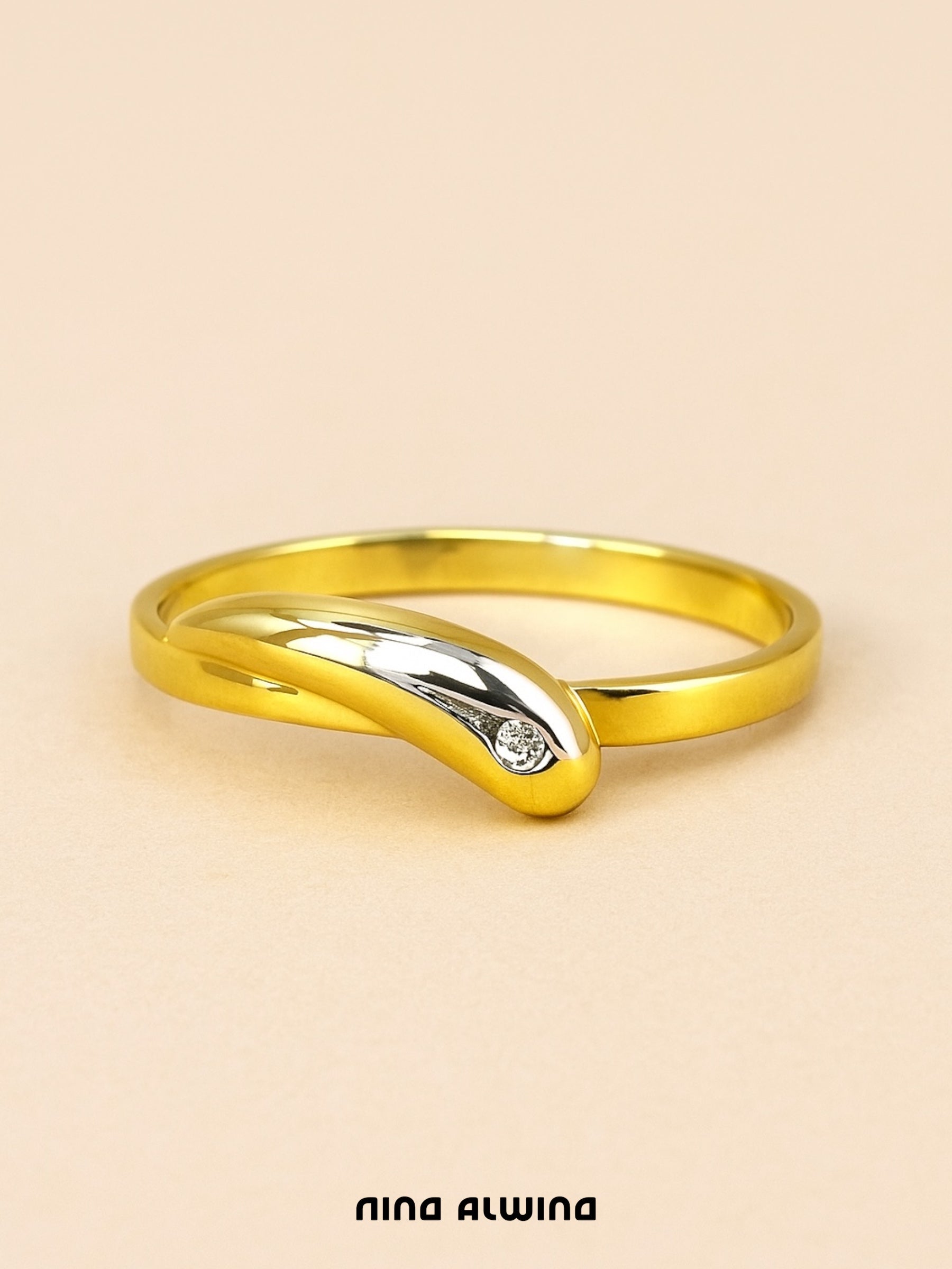 #44: Feiner SNAKE RIng mit Diamant - RG 53