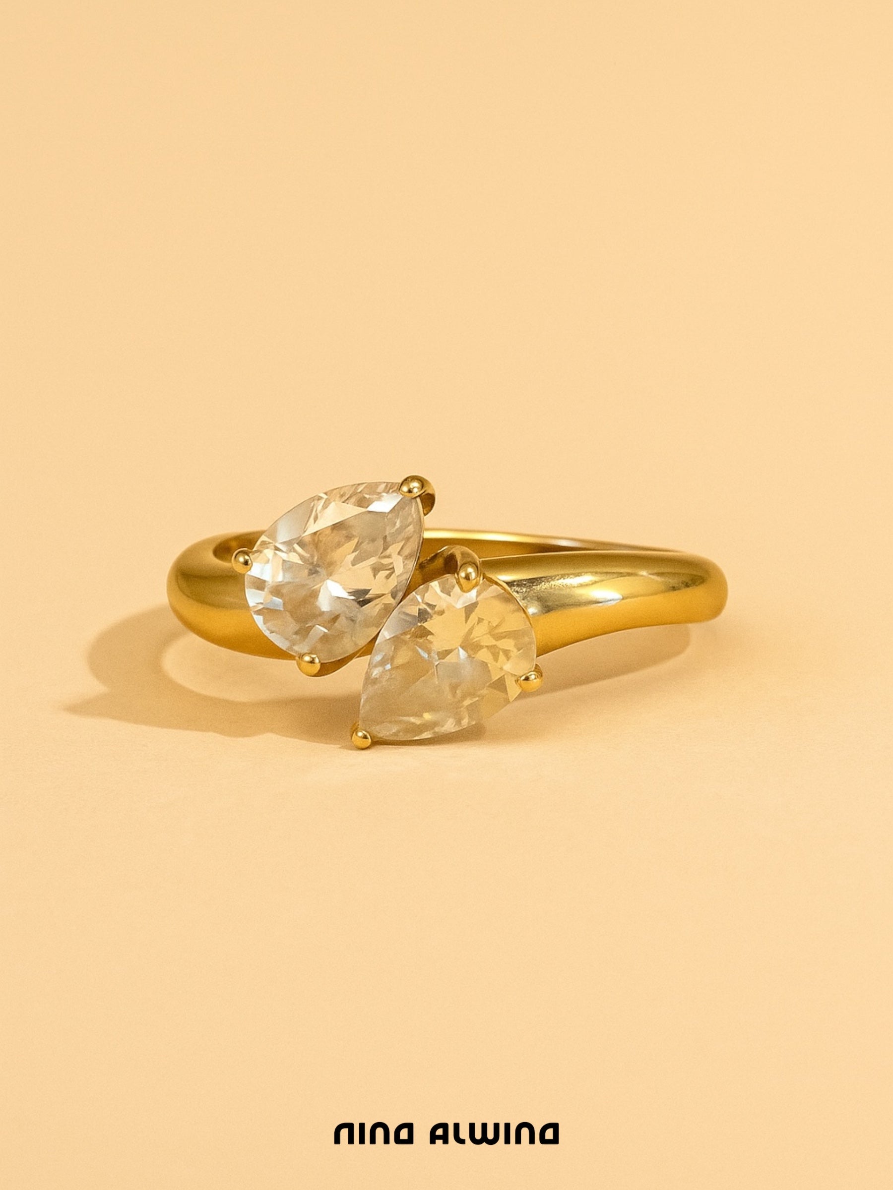 #93 14k Ring mit 2 weißen Steinen - RG 57