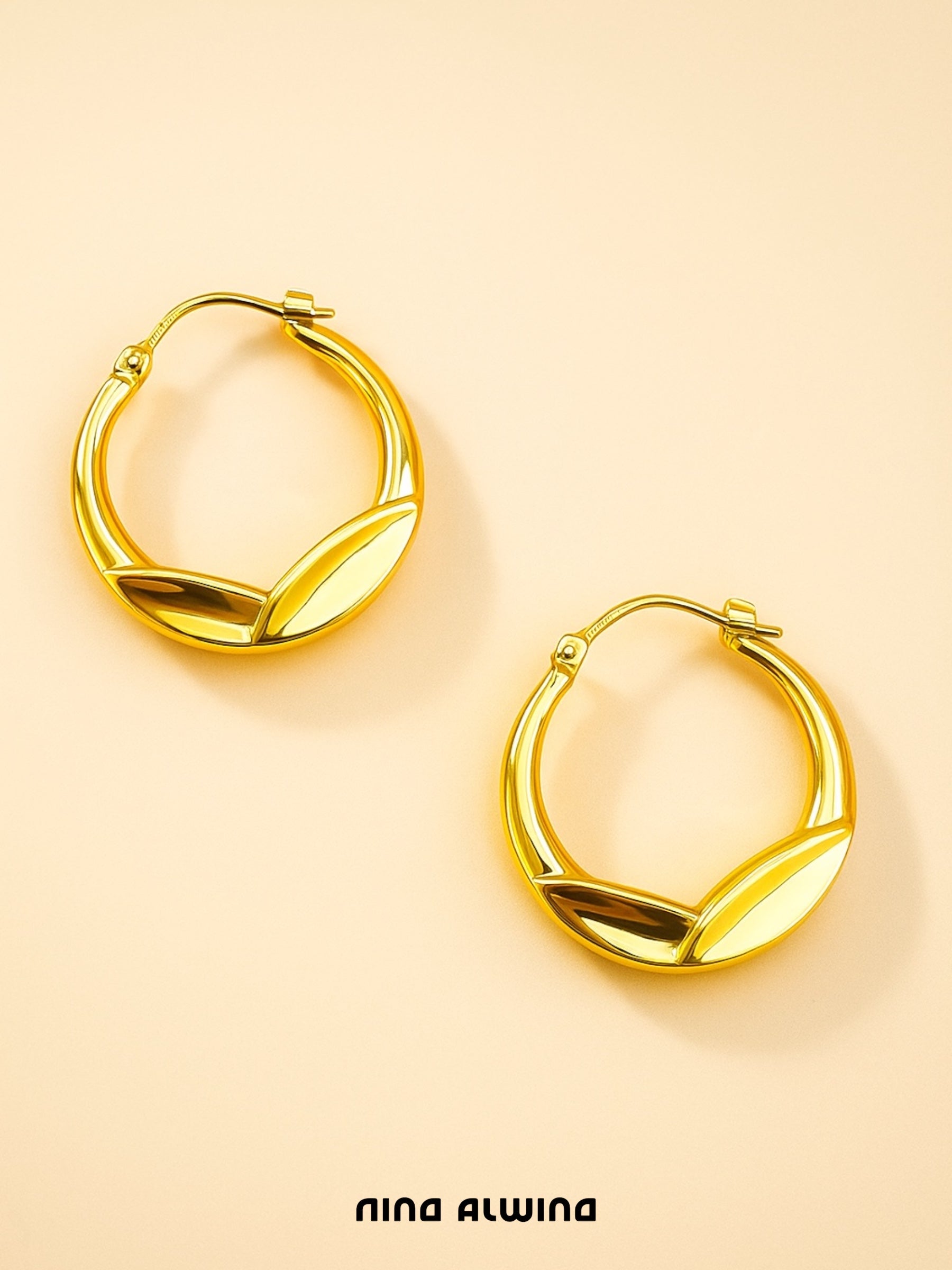 #104 8k Creolen 2,4cm