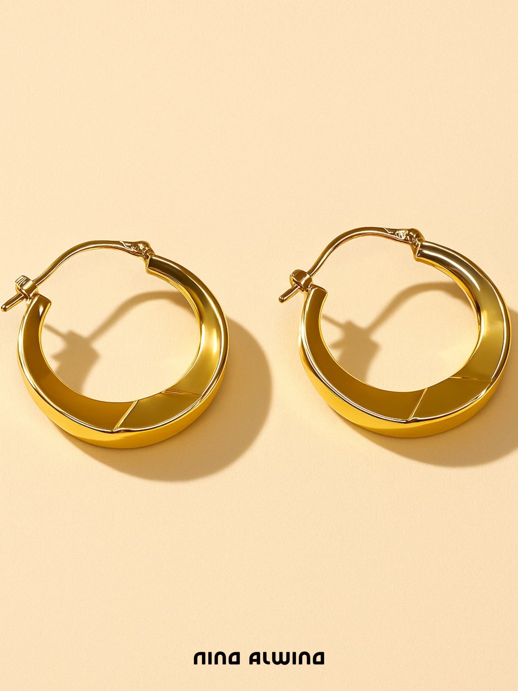 #105 8k Creolen 2,3cm