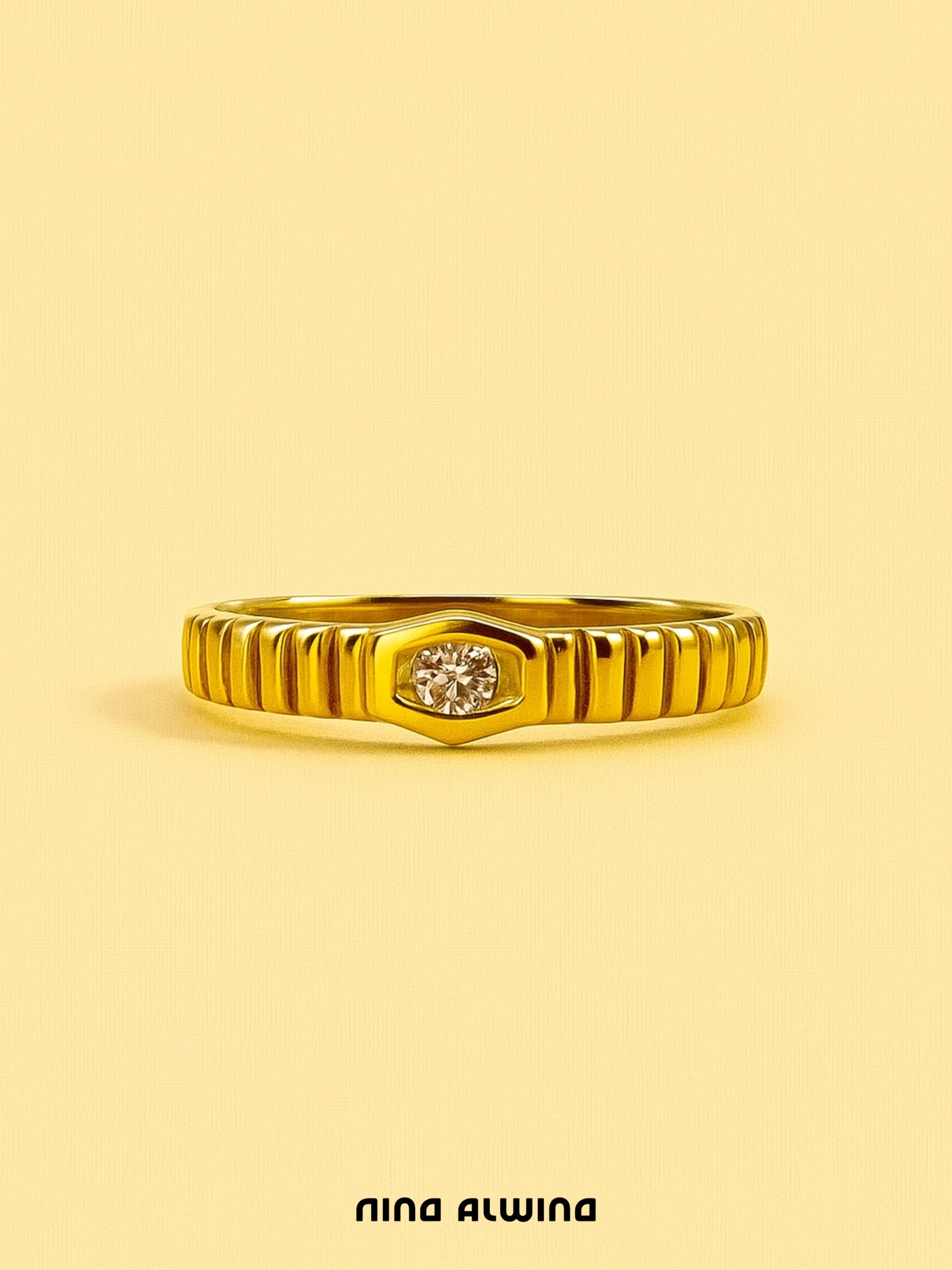 #69 8k Ring mit Diamant - RG 55