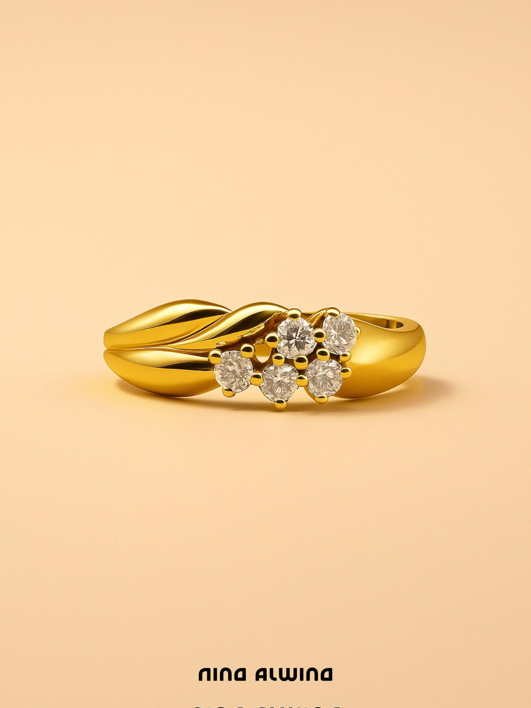 #183 8k Ring mit 5 Diamanten - RG 56